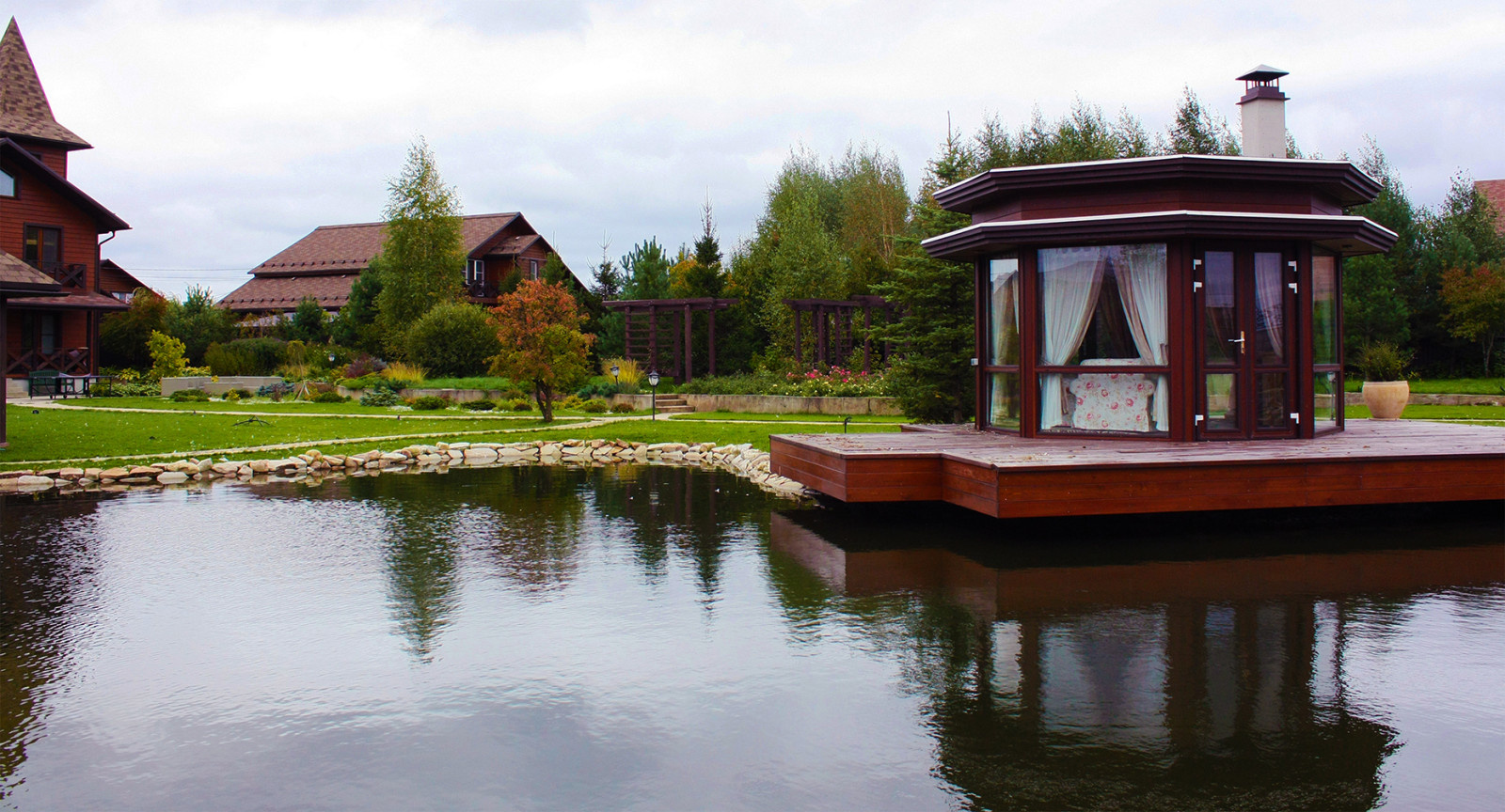 Ландшафтный дизайн с водоемом (Батюшково, Дмитровский район)