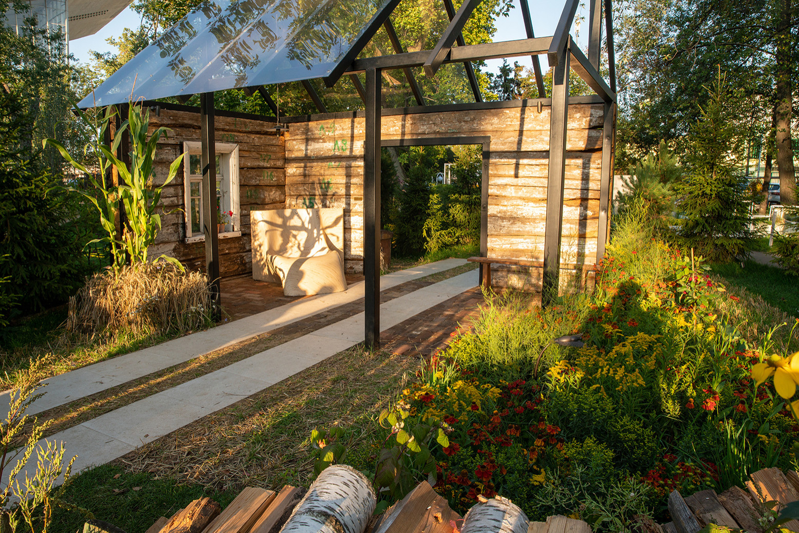 Сад недели: Белорусская хата — на краю поля ржи