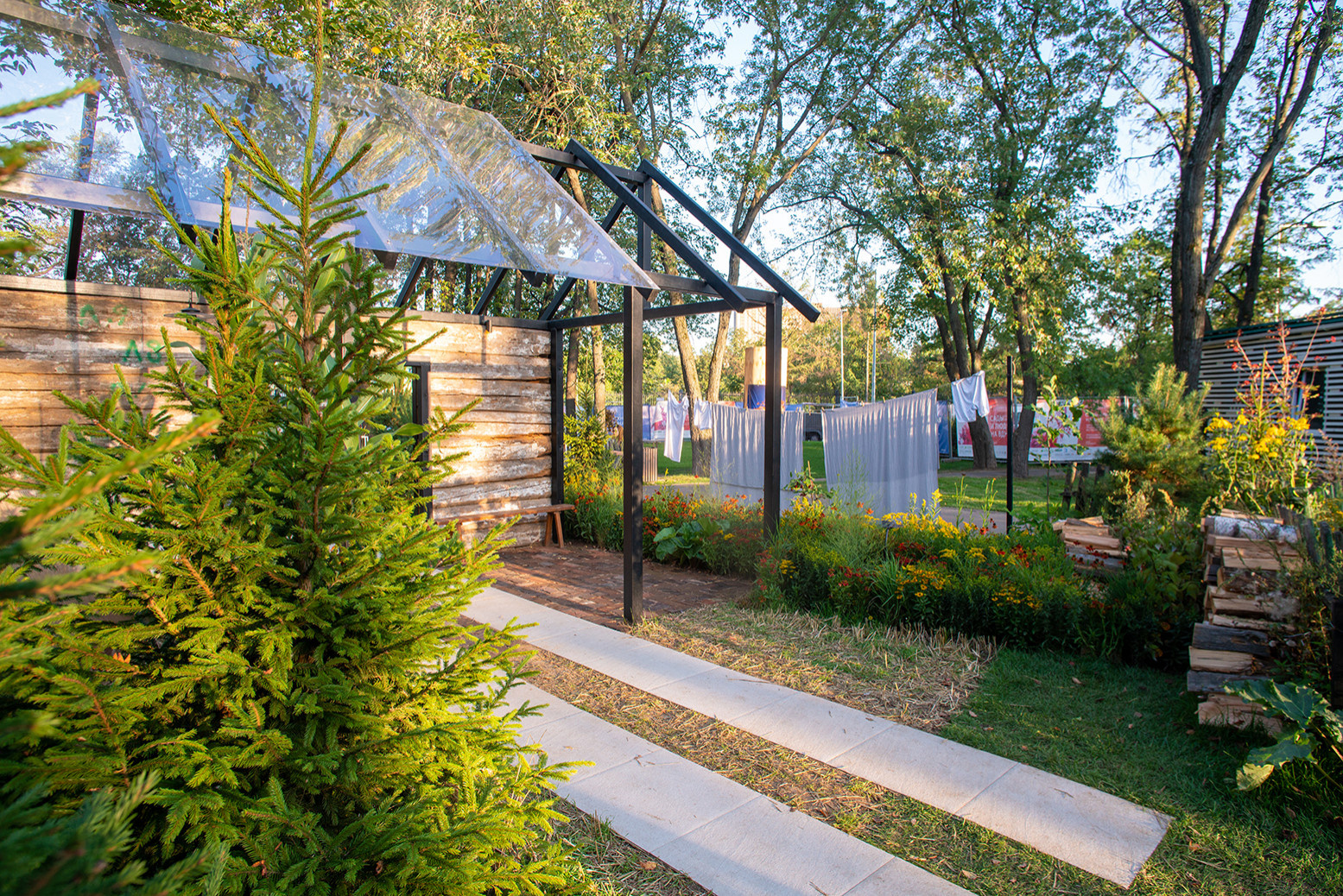 Сад недели: Белорусская хата — на краю поля ржи