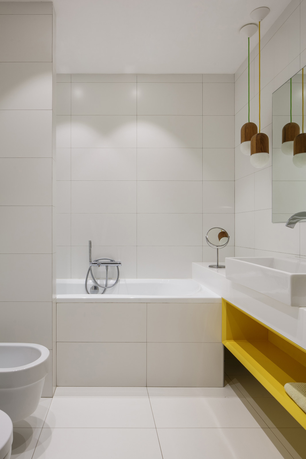 Белая квартира на Самарской площади