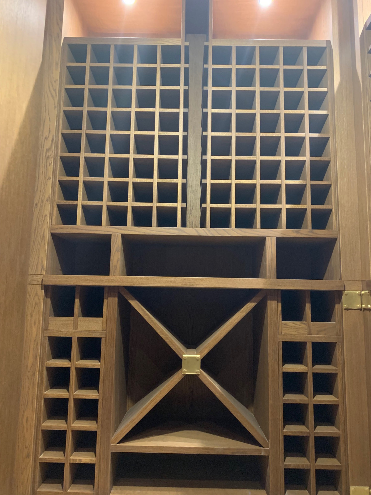 Винный погреб на 600 бутылок