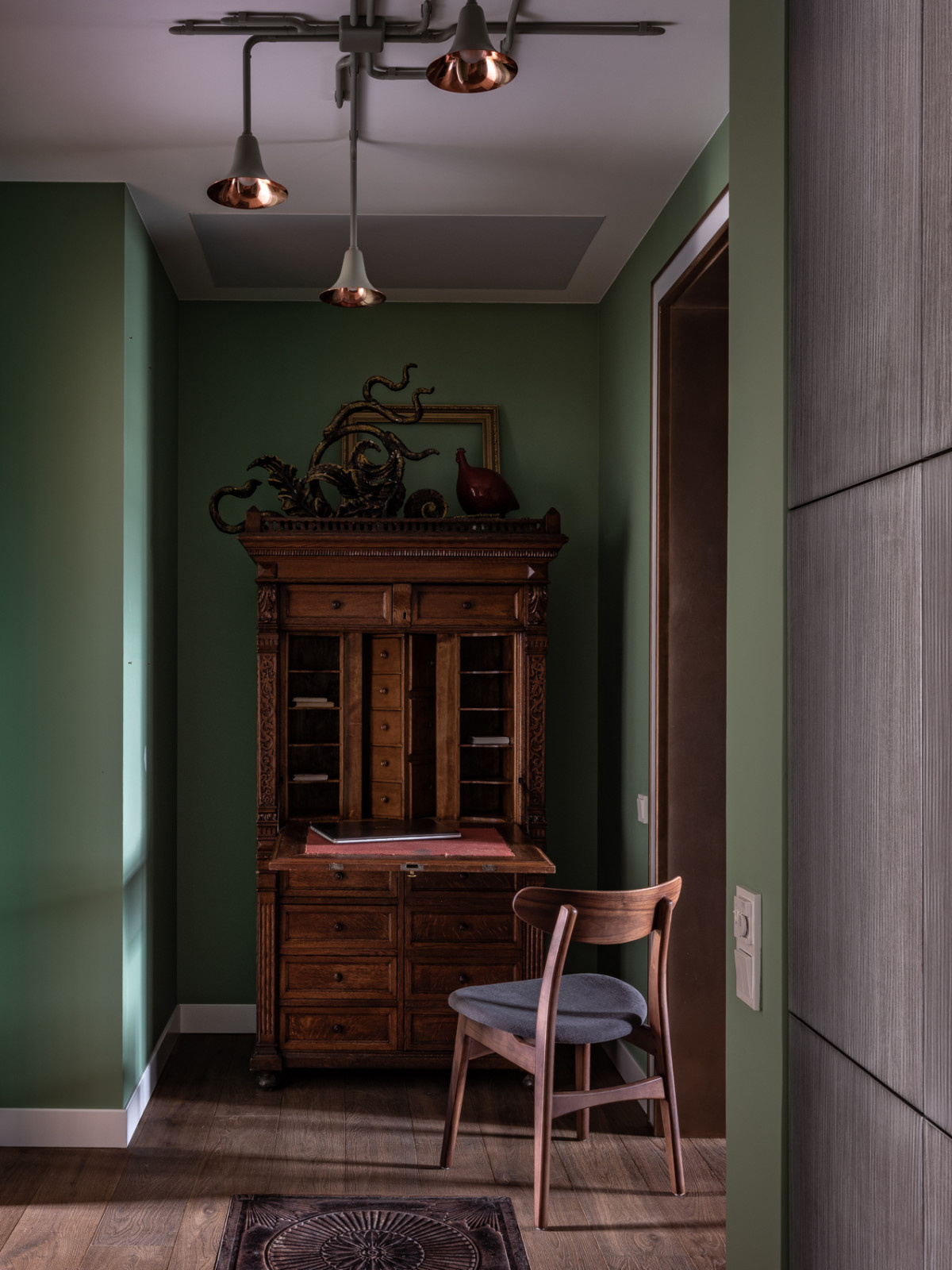 Houzz тур: Эклектичный лофт в «сталинке»