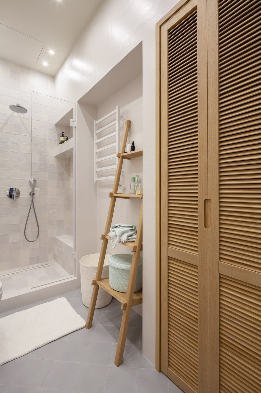 студия с антресолью