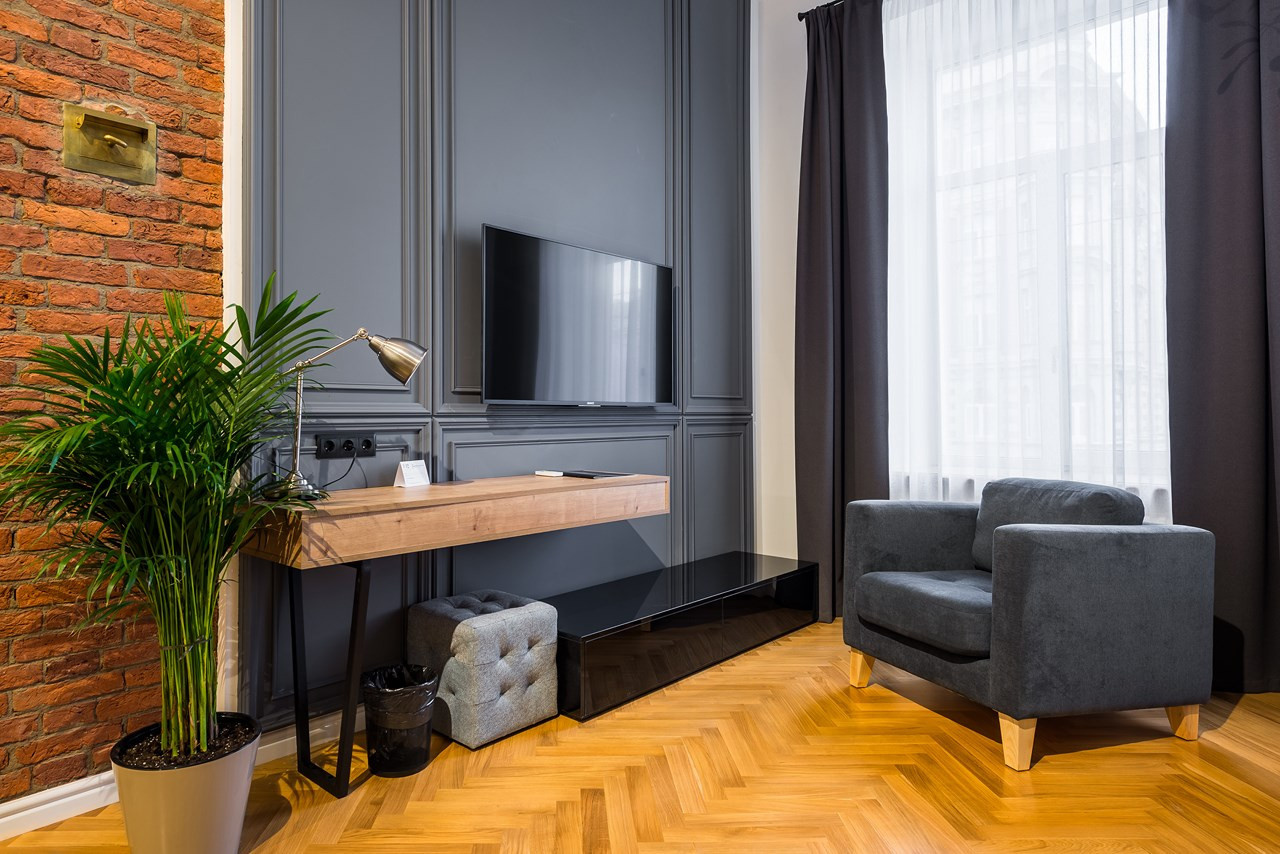 F12 apartments