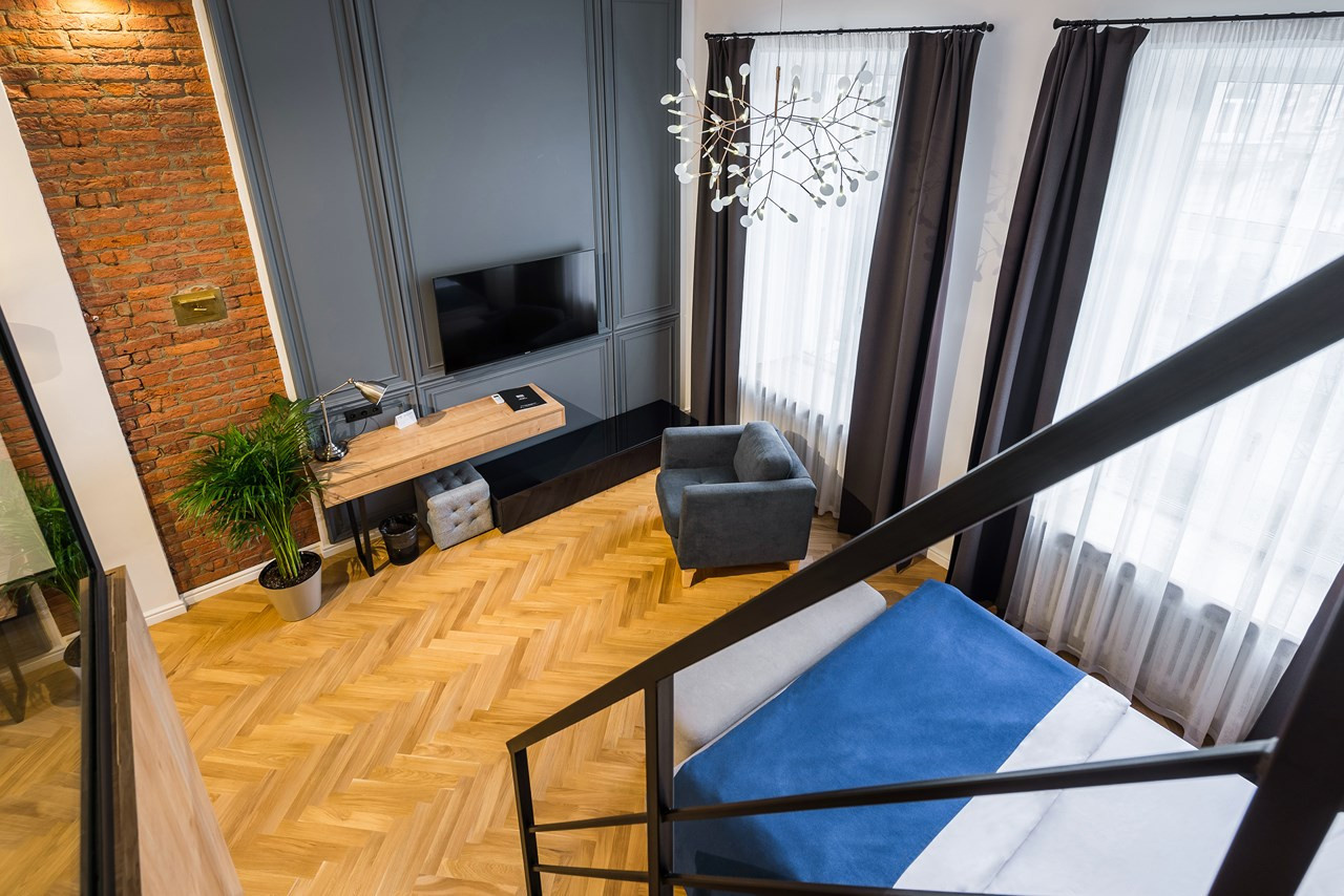 F12 apartments