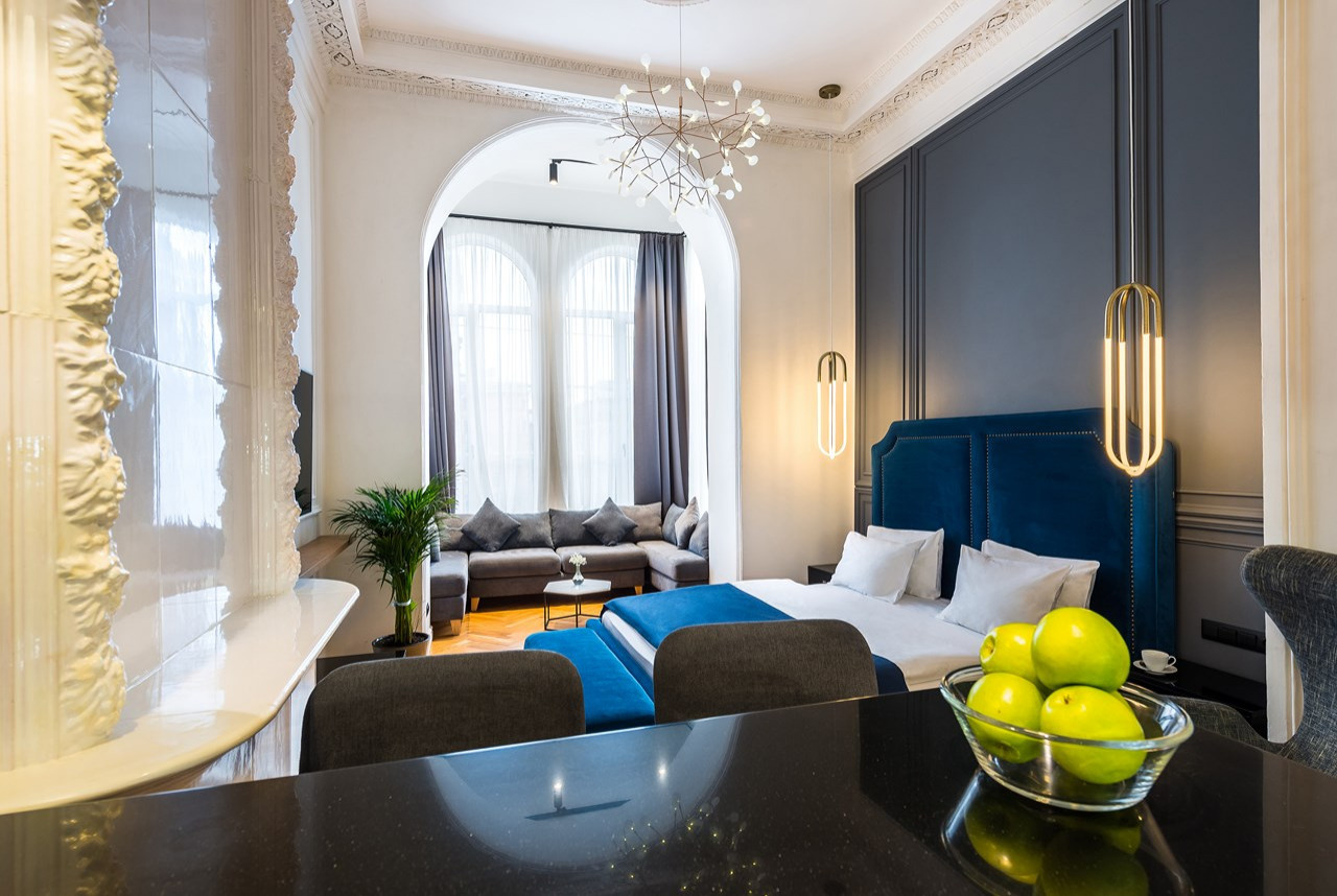 F12 apartments