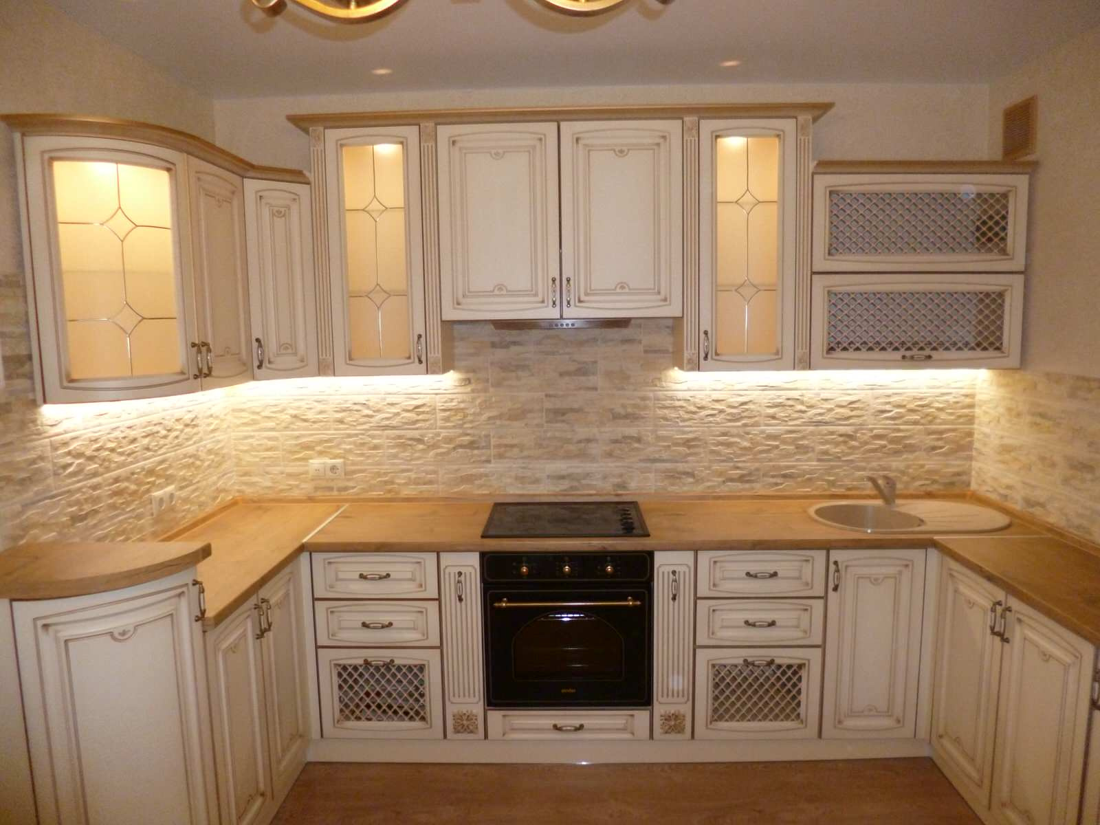 Фоновое изображение профиля Алена Резчикова