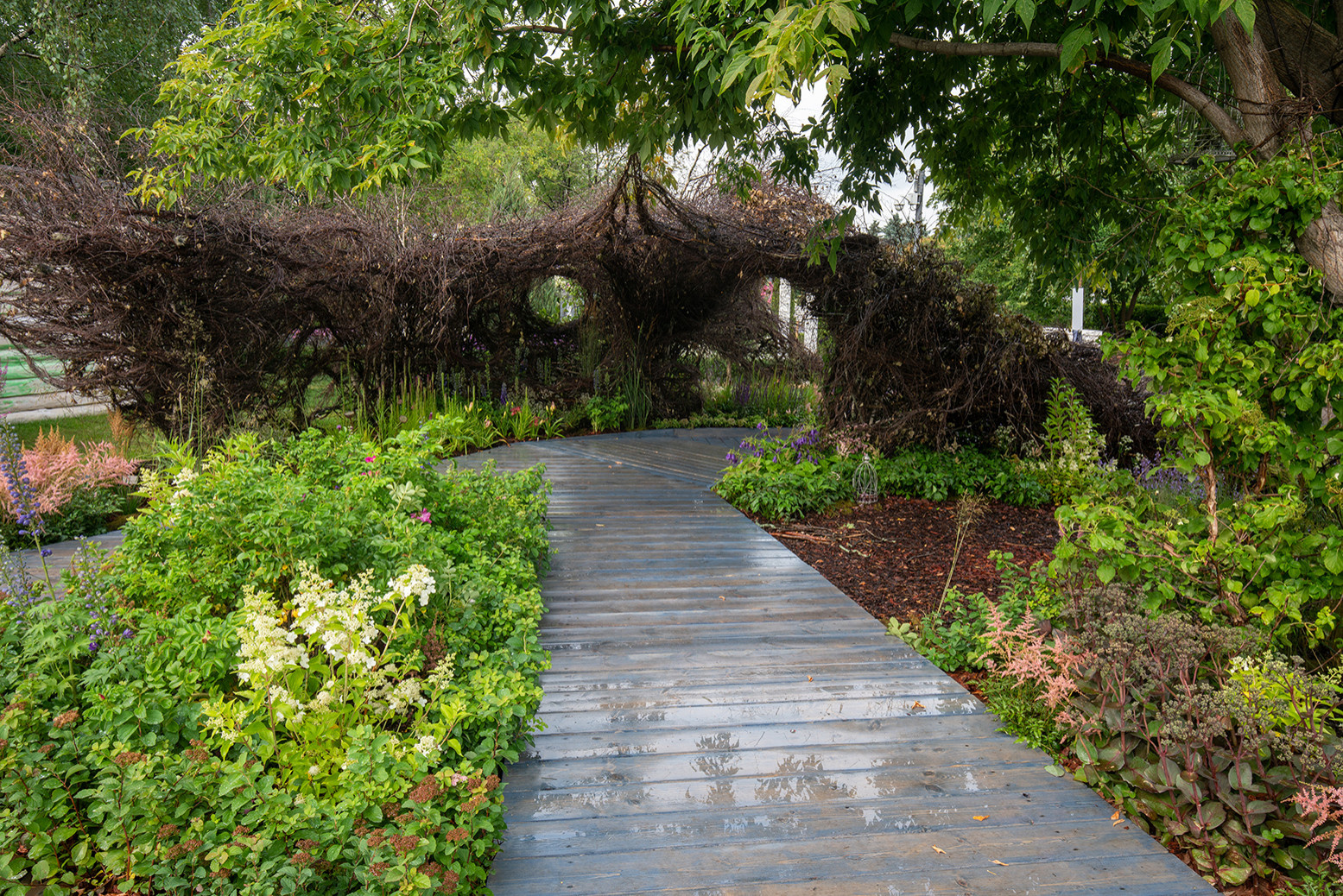 Проект недели: Сад «Декорации Метерлинка» на выставке в Москве