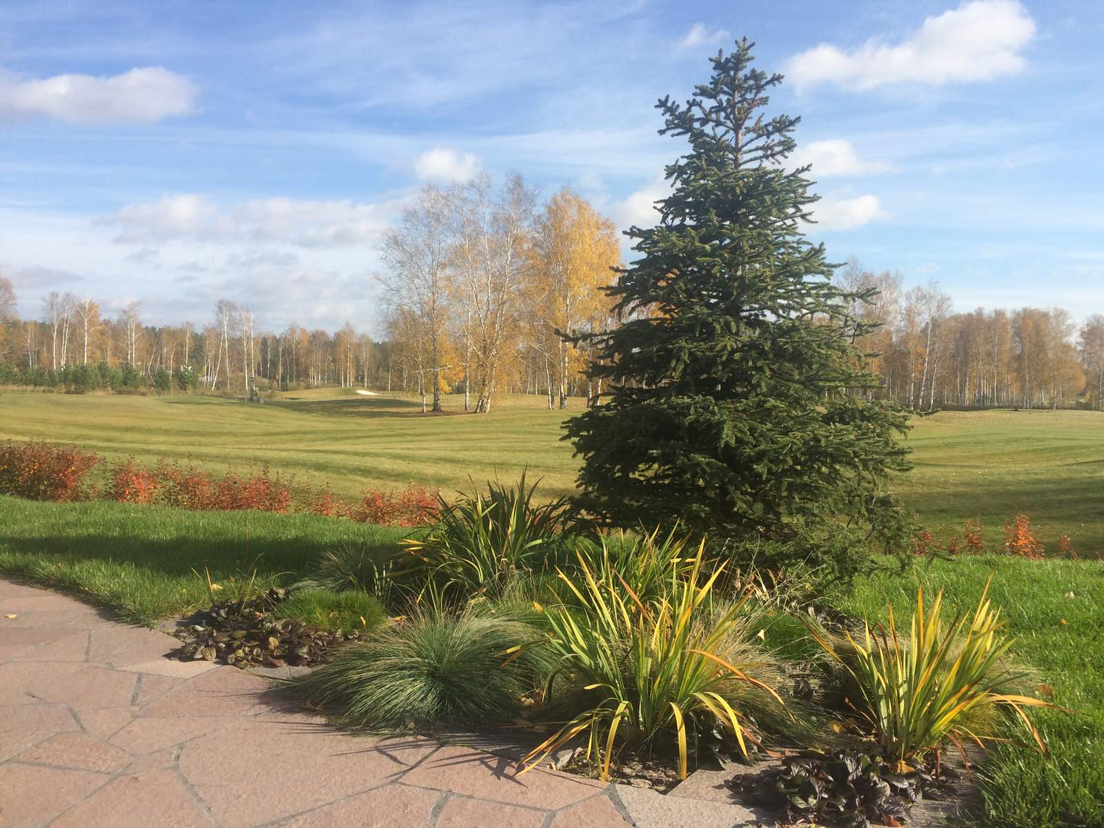 Участок с видом на гольф-поле