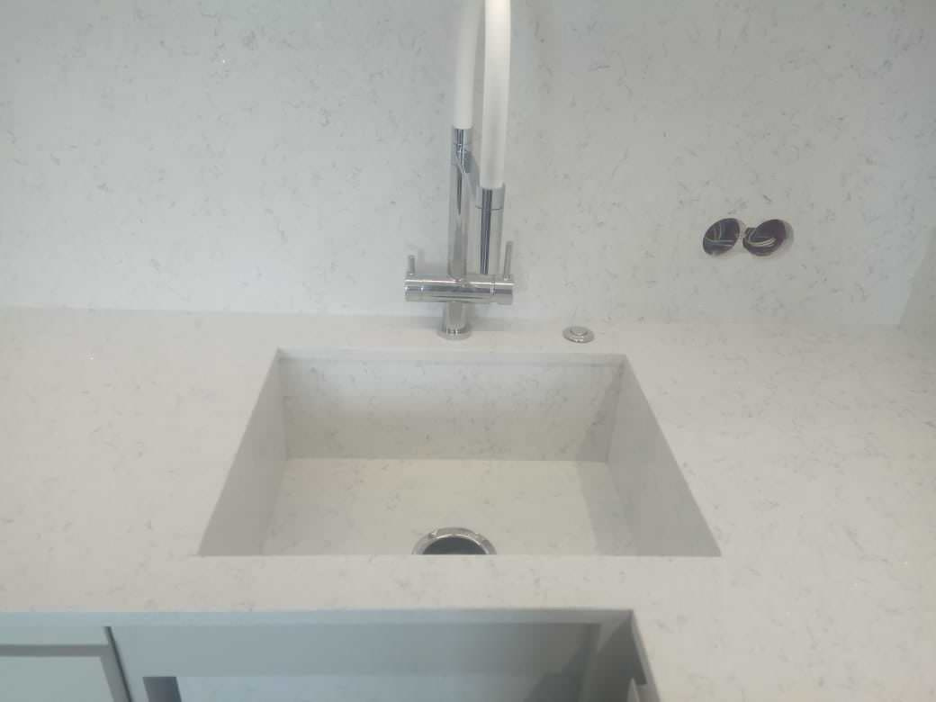 Кварцевый агломерат