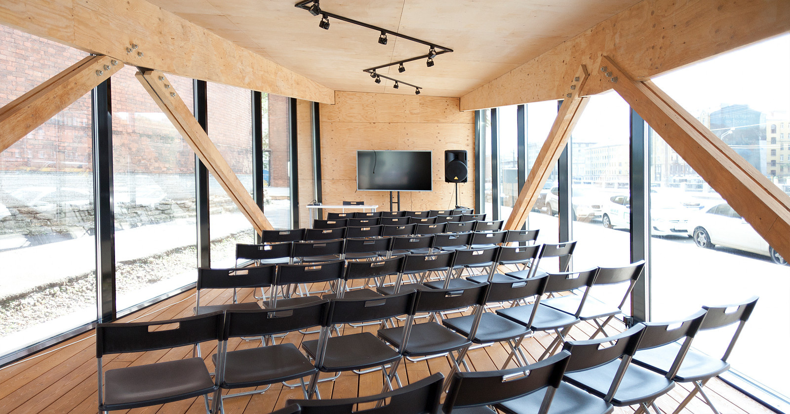 #YotaLAB уличный лекторий, Планетарий 1