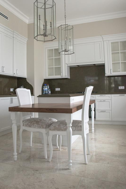 Столярные изделия в коттедж : лестницы, мебель, двери и тд.