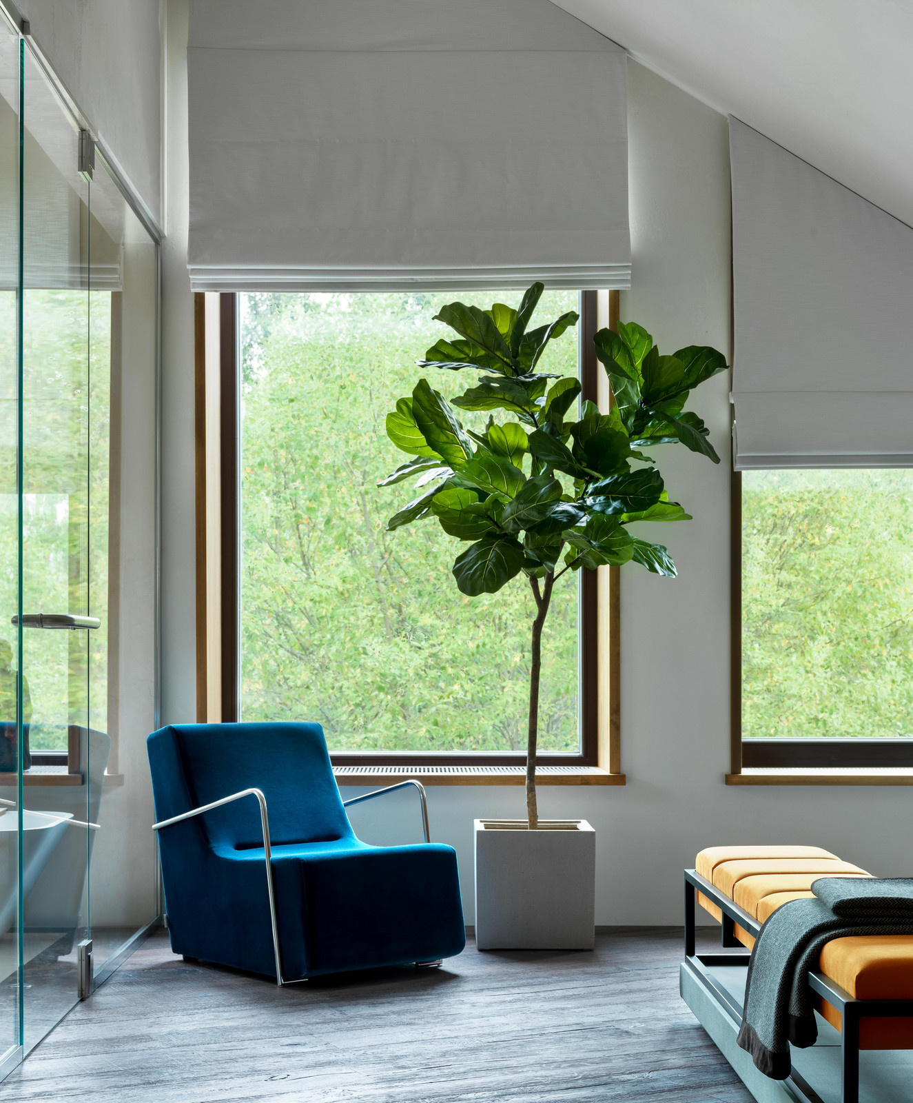 Спальня. Деталь. Загородный дом Шале