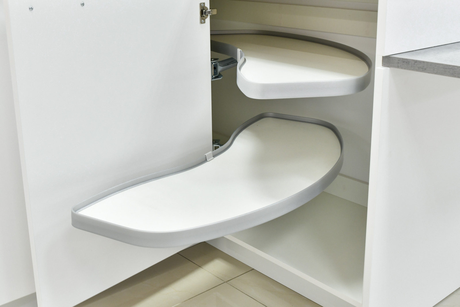 Xtra Space White