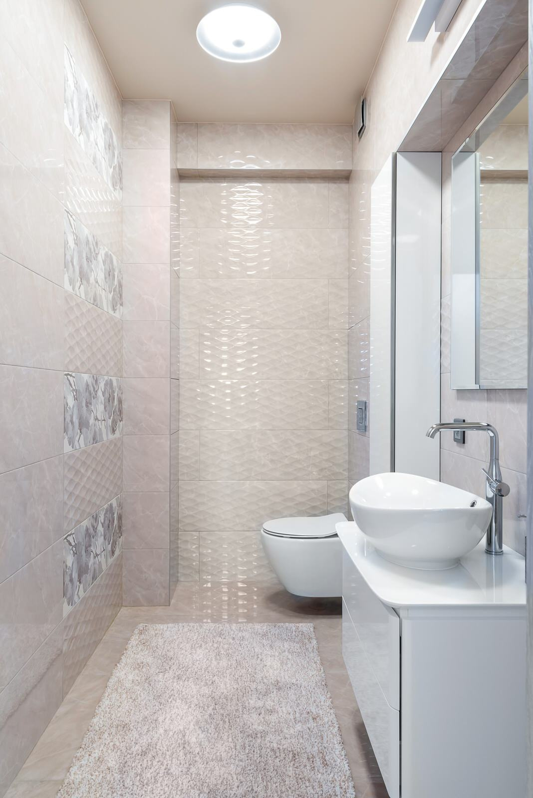 Дом с ирисом