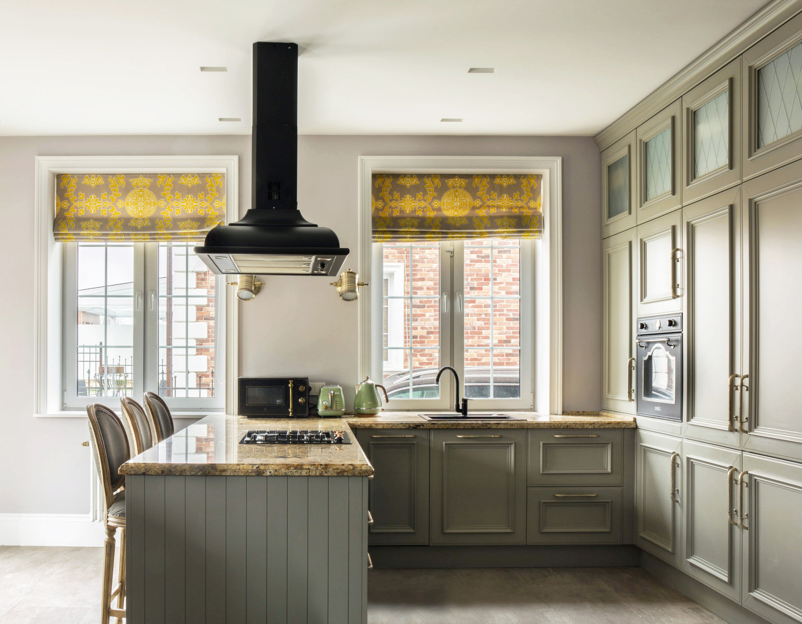 Цена проекта с фото: Кухонная зона с островом за 1 478 777 ₽