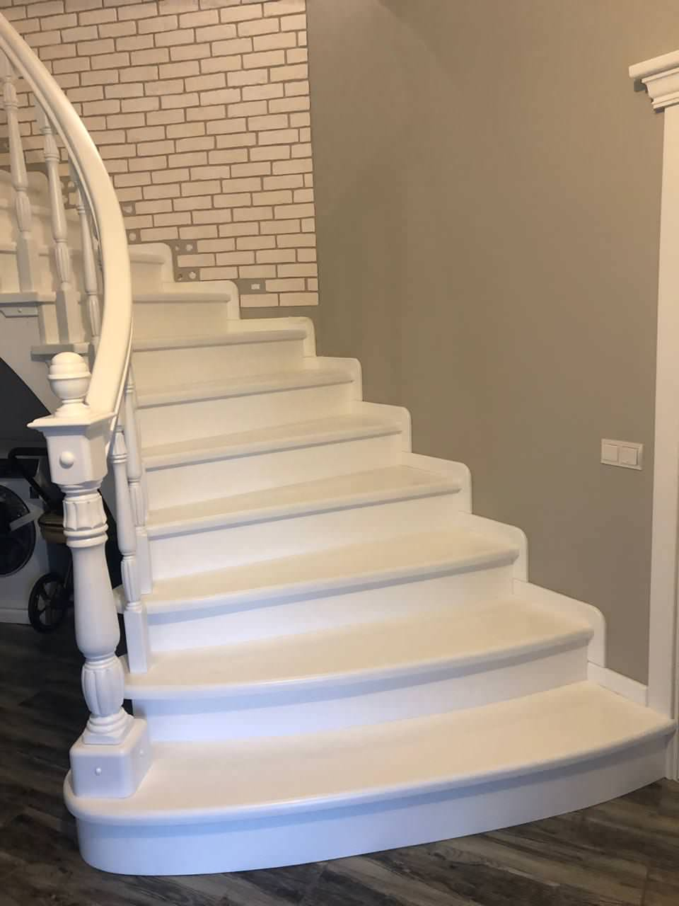 Центр лестниц "Стэп" тел: 8 (3452) 396-757 Сайт:steptmn.ru