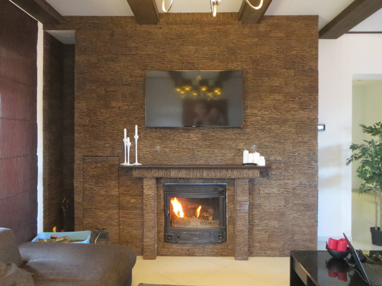 Камин с водным контуром в дачном доме в д. Бовбли