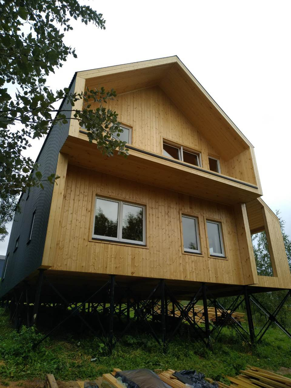 Амбарио