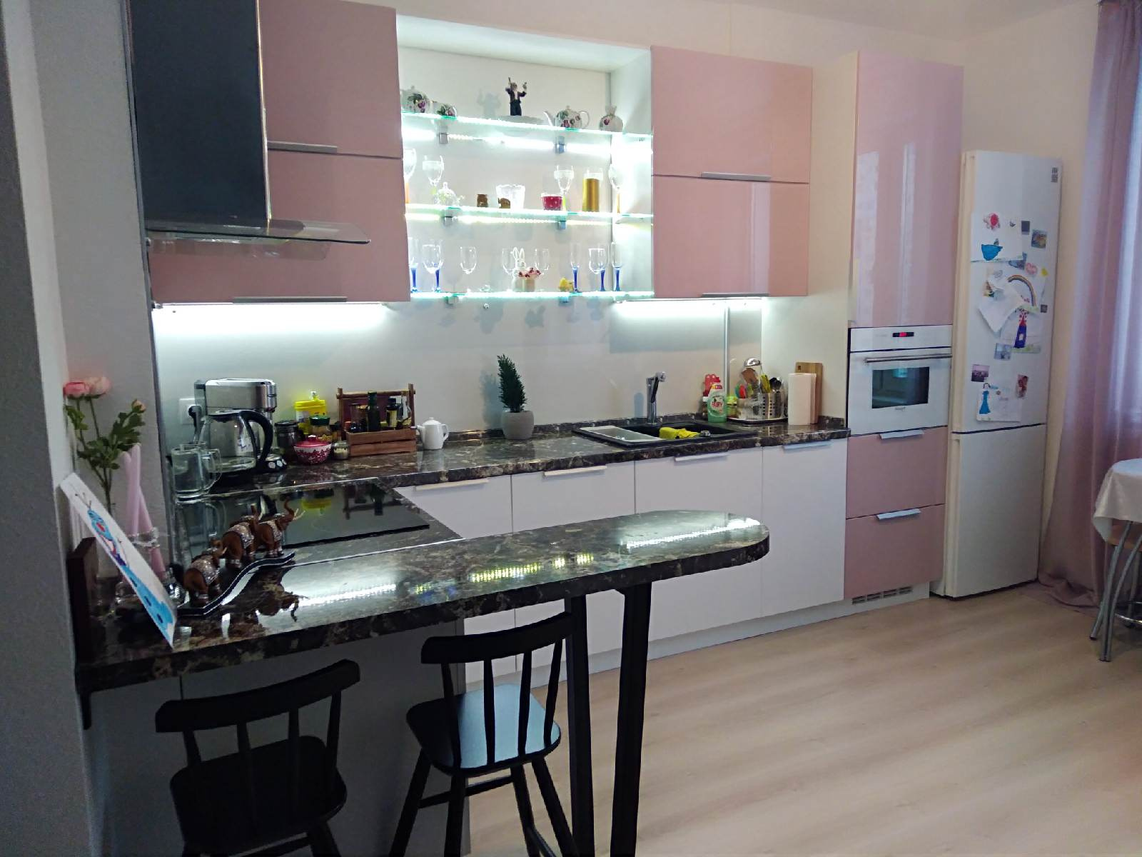 Кухня Эмаль /акрилл