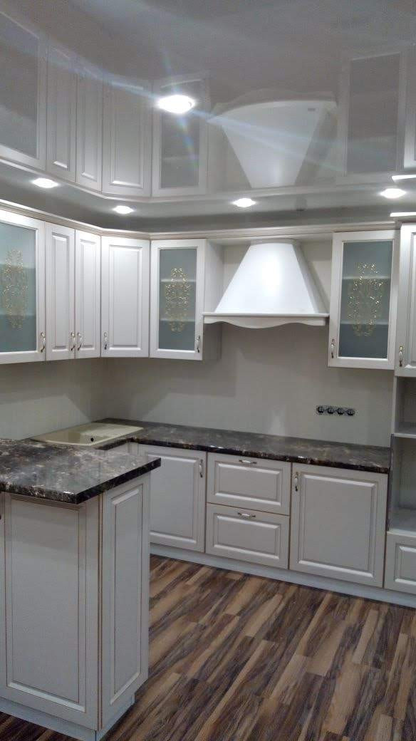 Светлая классика с полуостровом