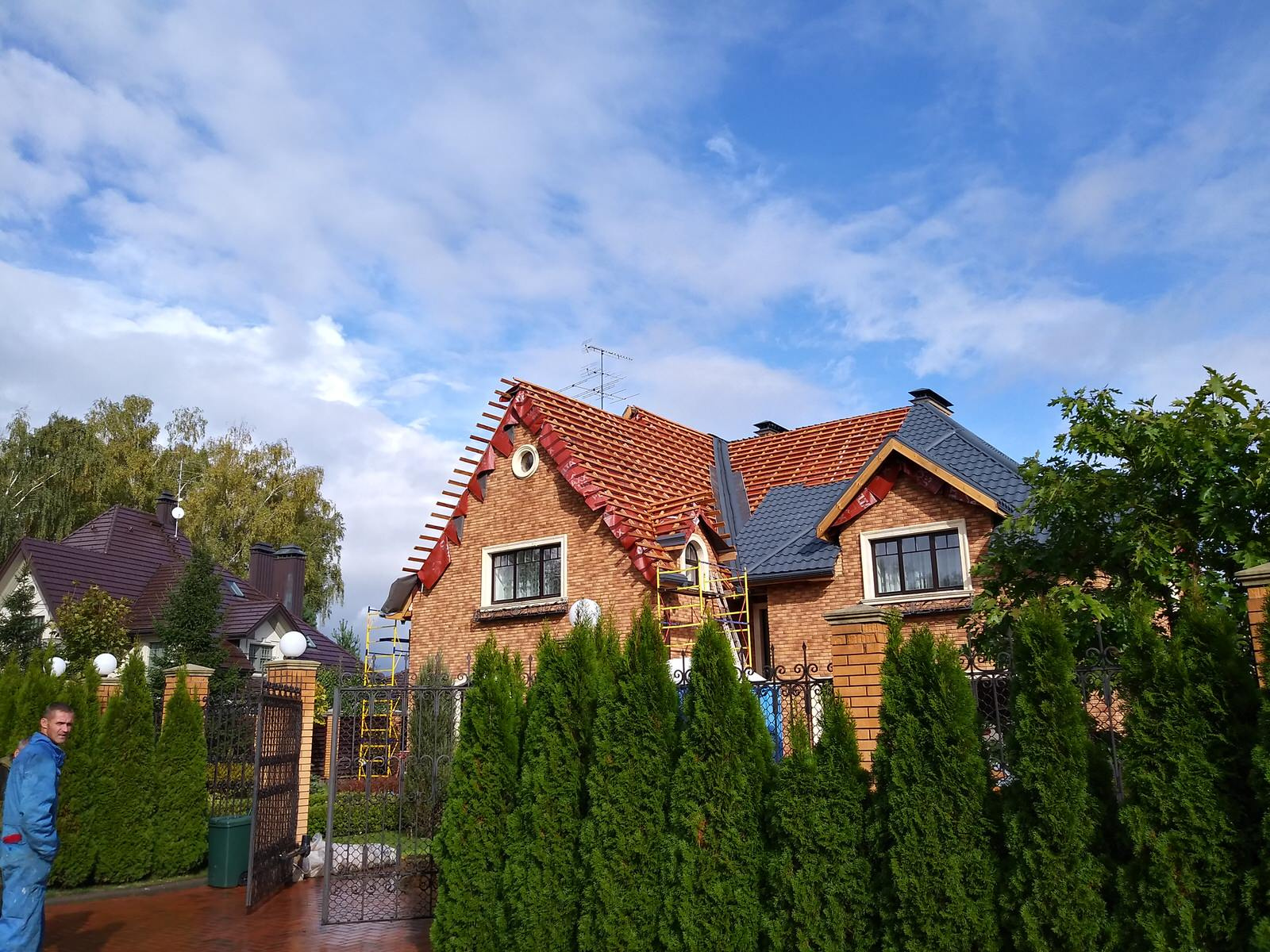 Реконструкция кровли (Новорижское шоссе)