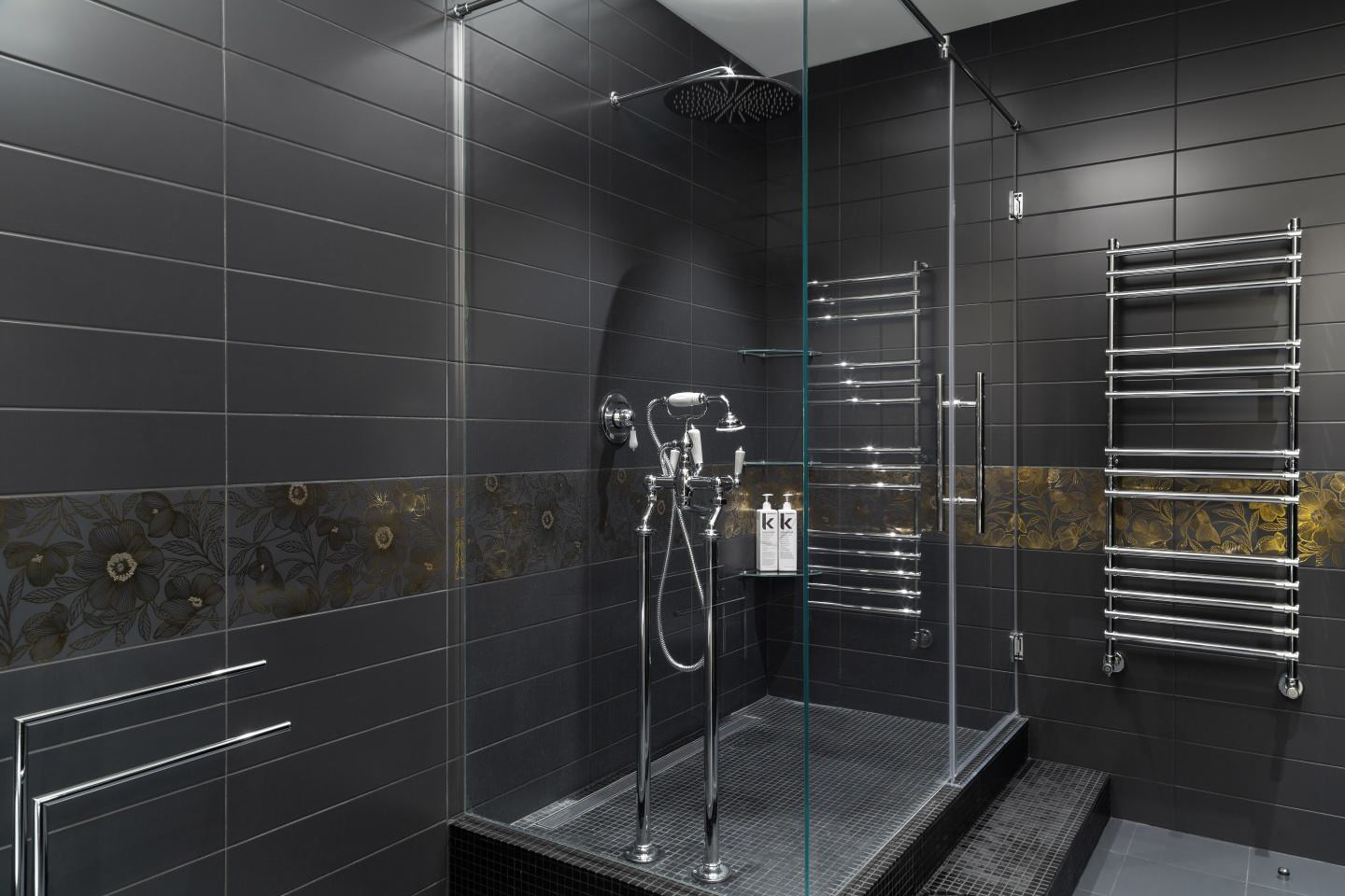 А это зачем? Дизайнеры объясняют решения из своих проектов