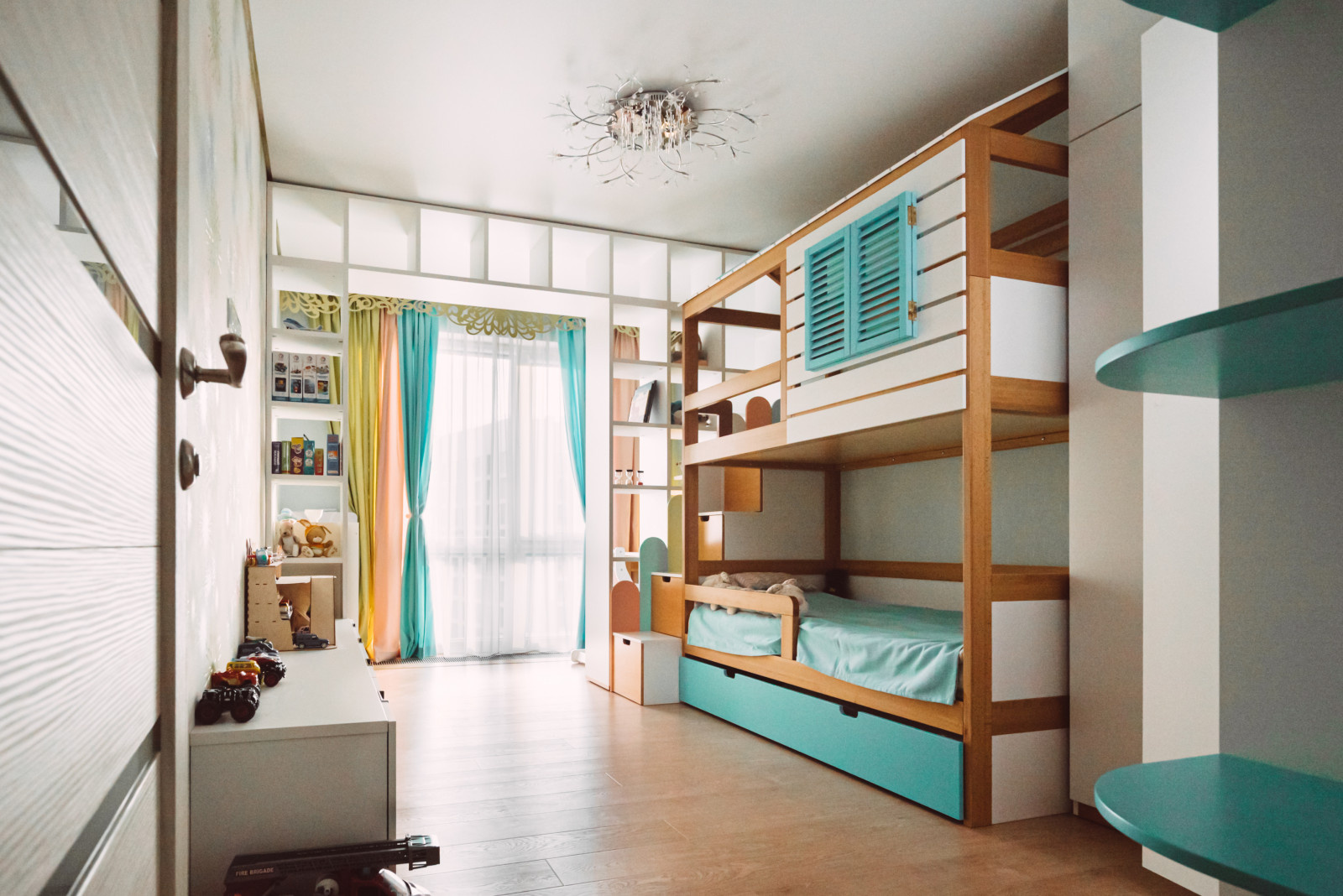 Детская комната 16кв. м. для мальчика 2 лет