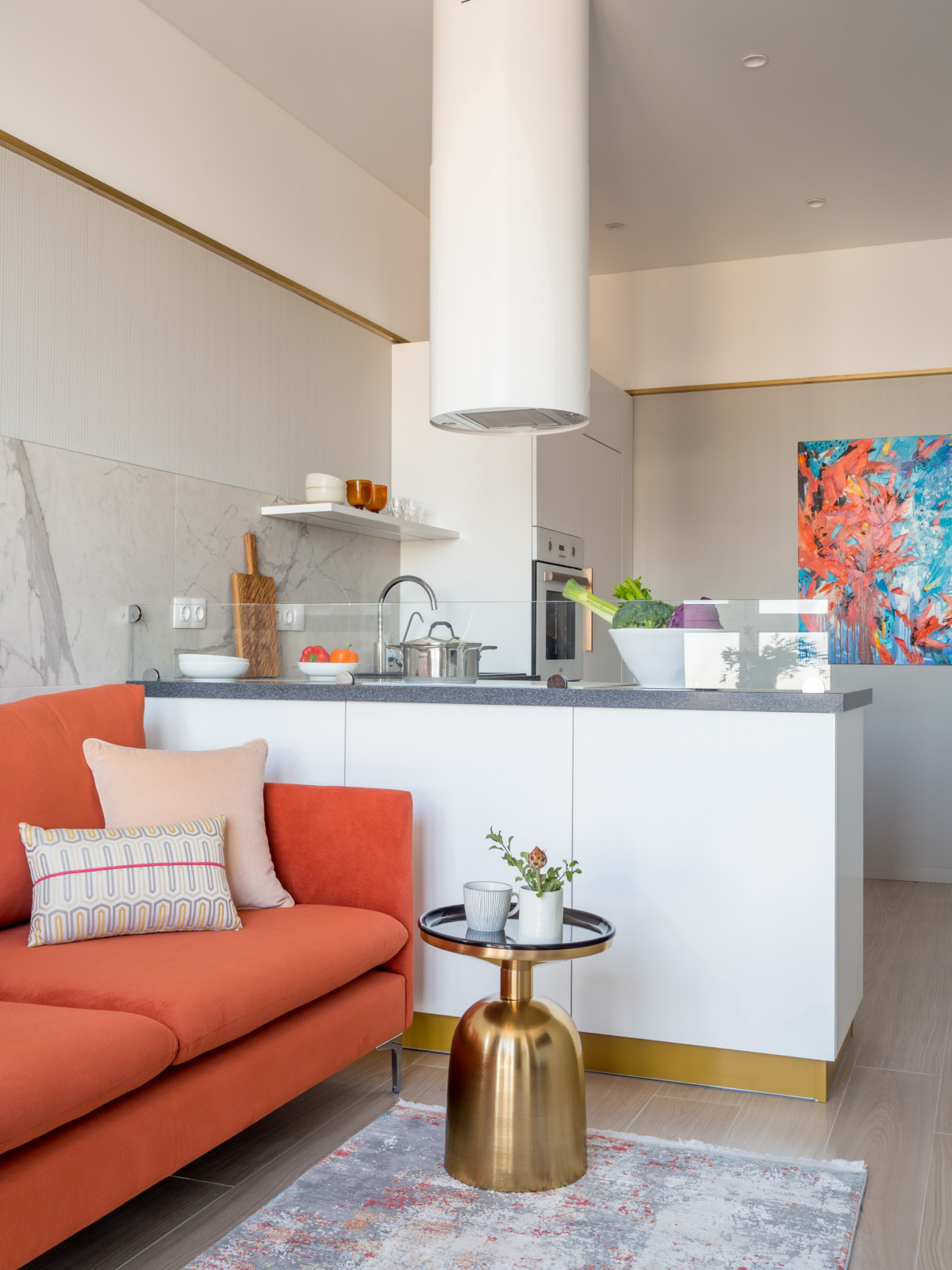 Houzz тур: Квартира с лососевой спальней в Нижнем Новгороде