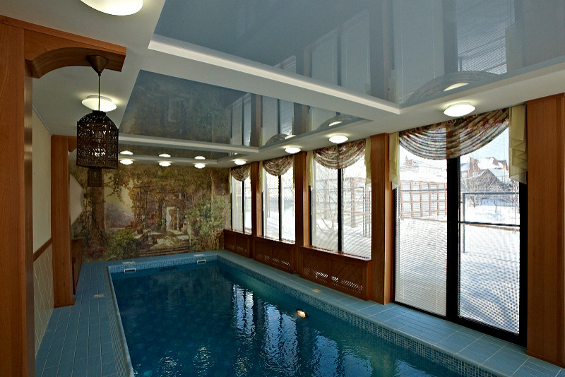 Елена Комарова