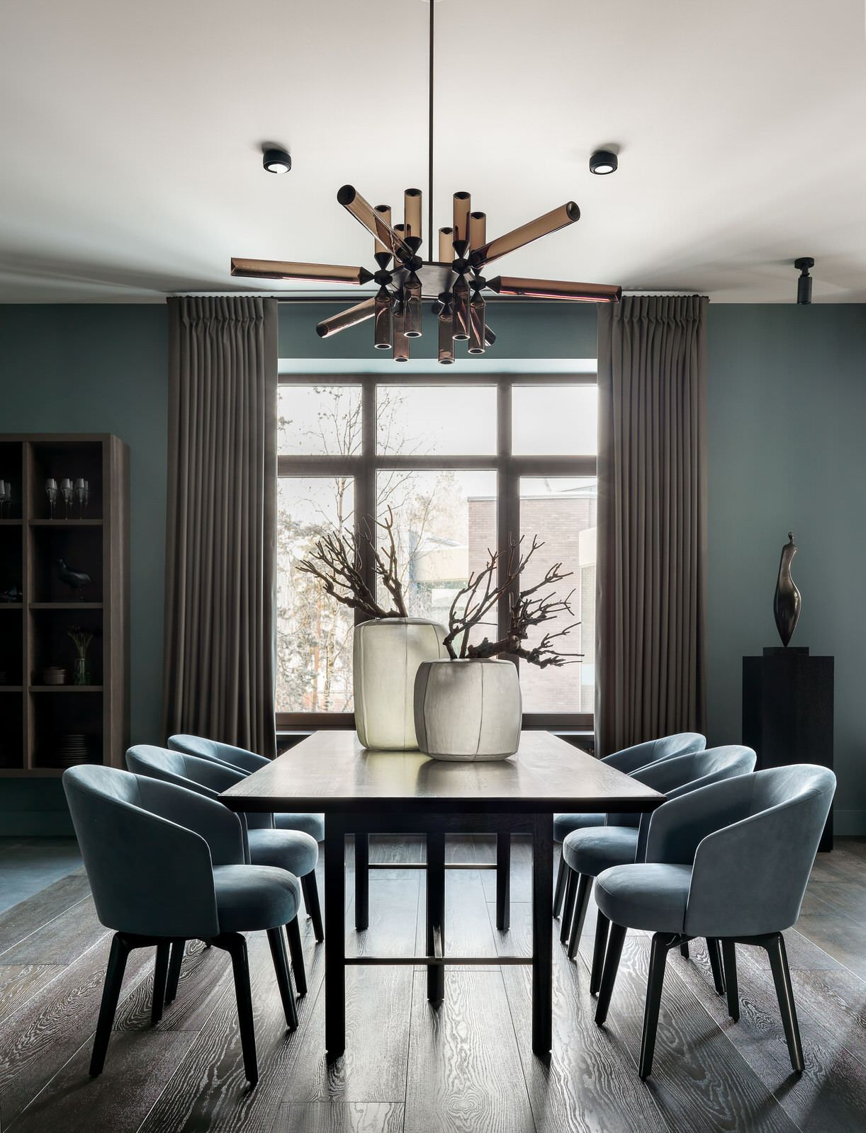 Houzz тур: Квартира с «Известной личностью в сиянии»