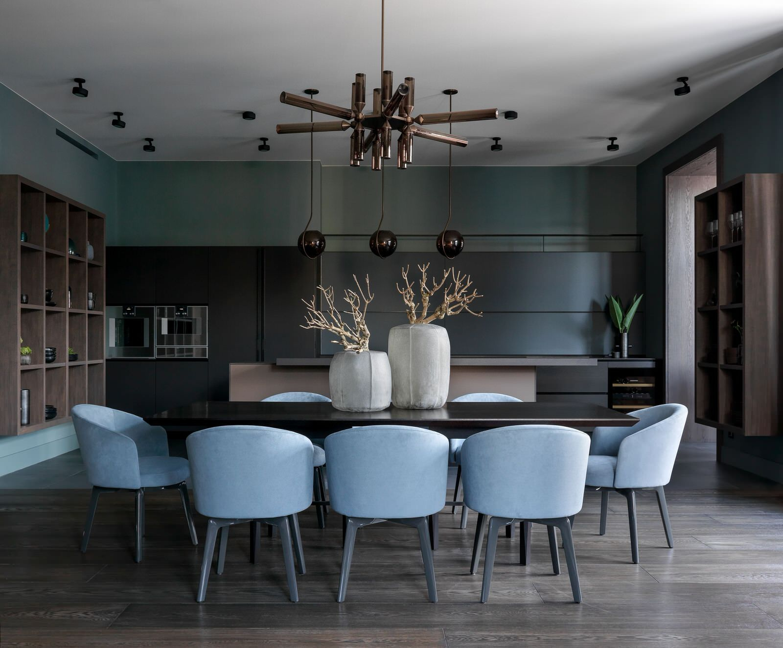 Houzz тур: Квартира с «Известной личностью в сиянии»