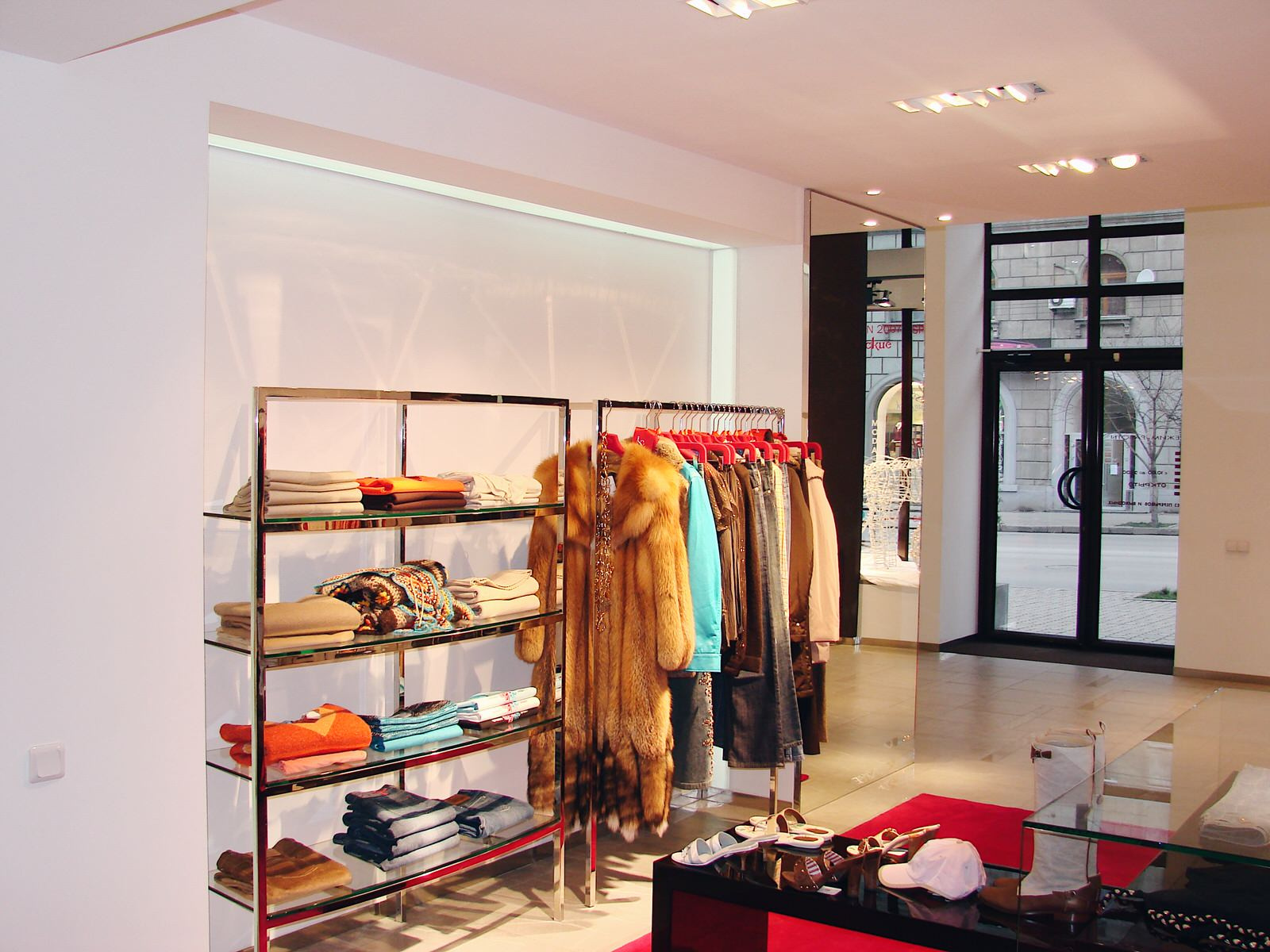 Бутик Escada