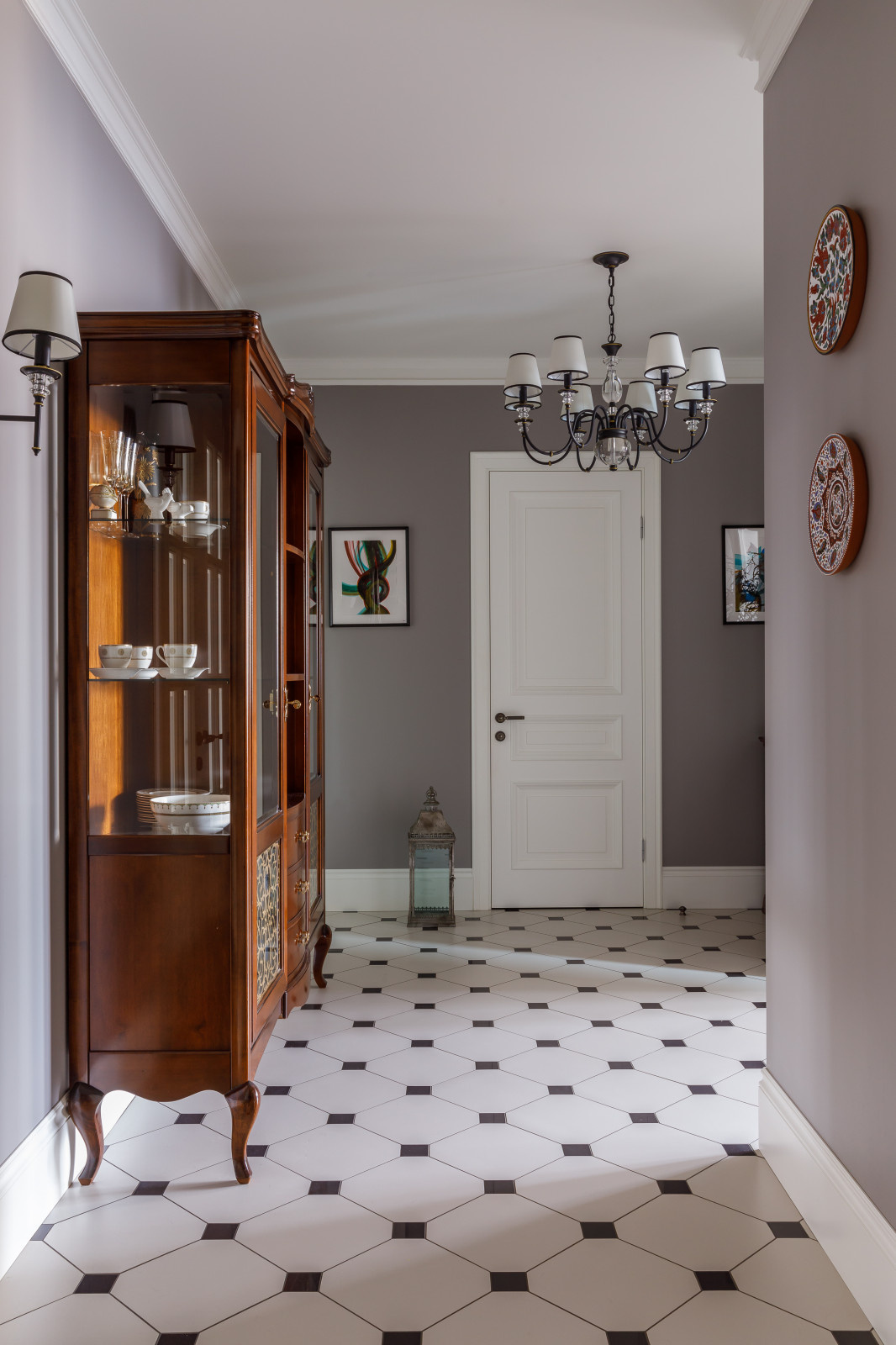 Houzz тур: Атмосферная классика с букетами и Ганешей в Краснодаре