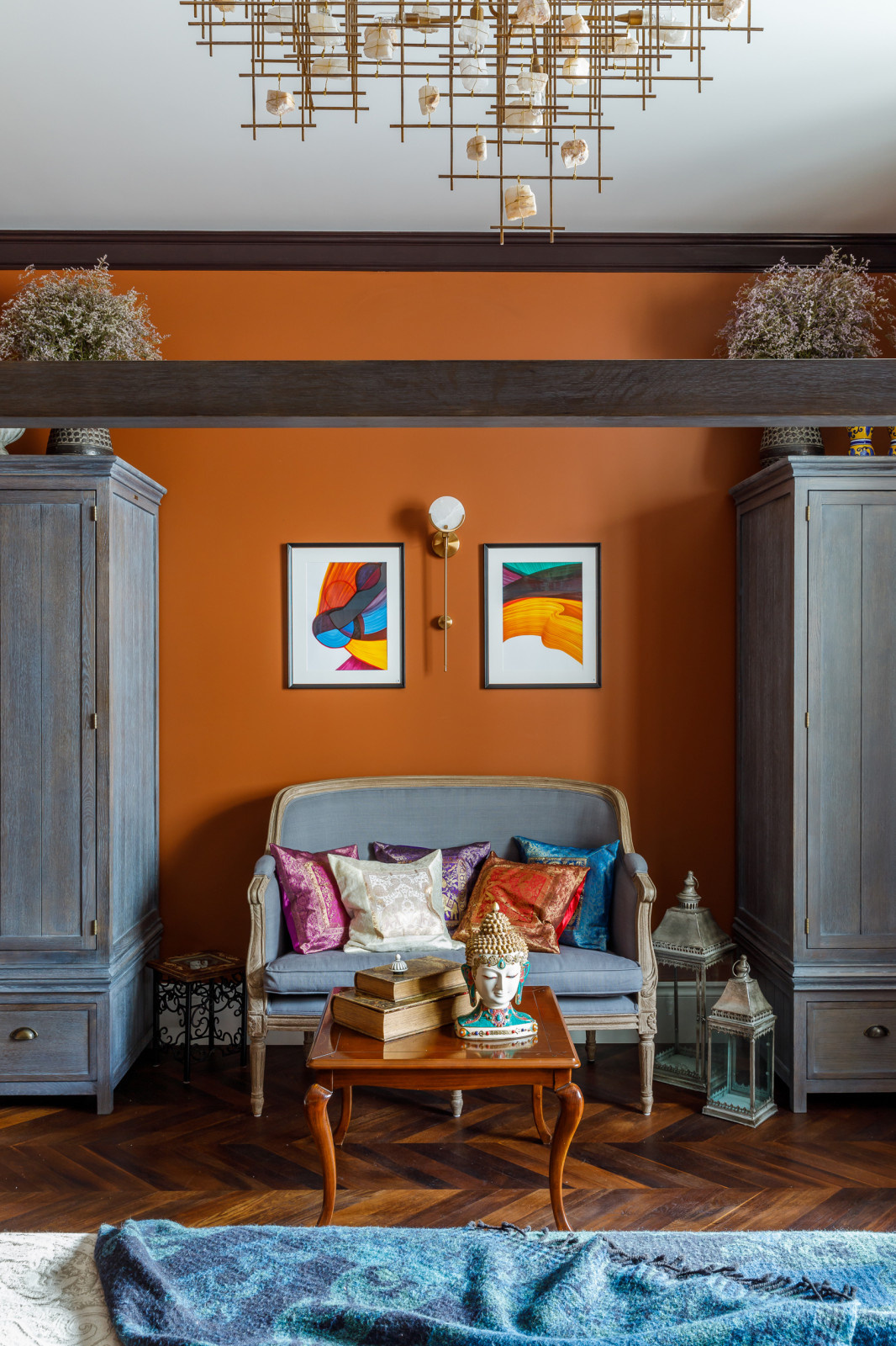 Houzz тур: Атмосферная классика с букетами и Ганешей в Краснодаре