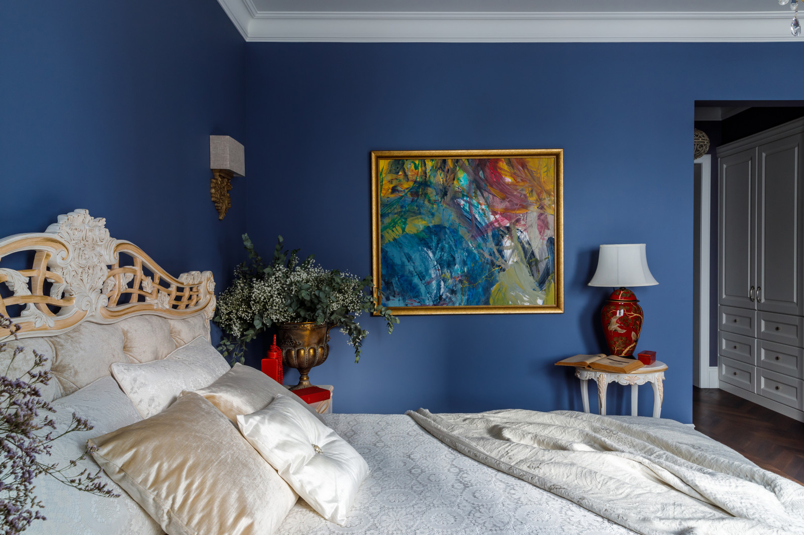 Houzz тур: Атмосферная классика с букетами и Ганешей в Краснодаре