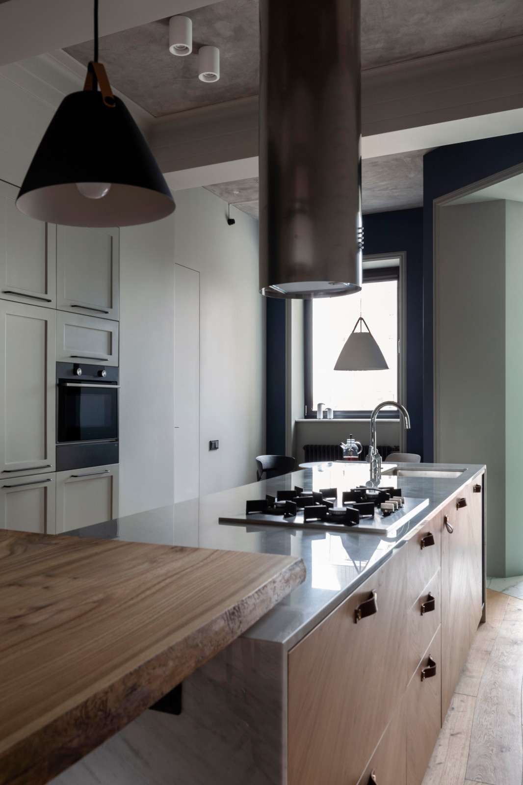 Микс стилей в сталинке