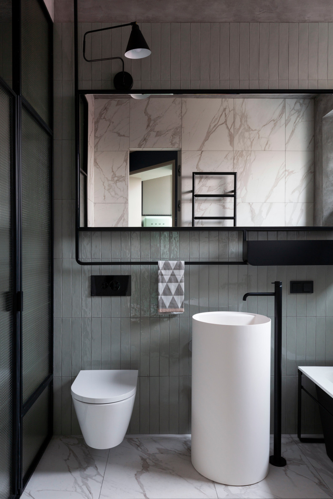 Микс стилей в сталинке