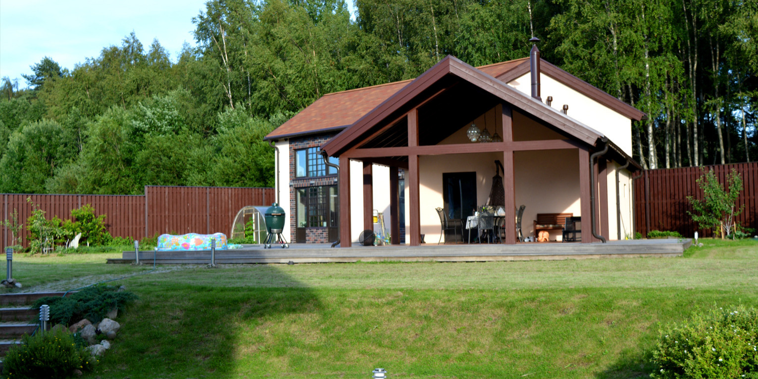 Дом в посёлке Ладожское