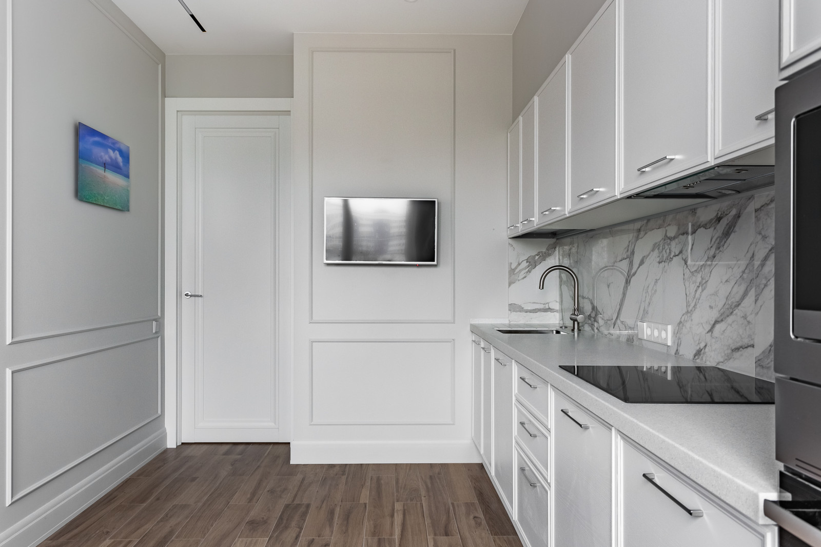 Реализация: Мичуринский, 26