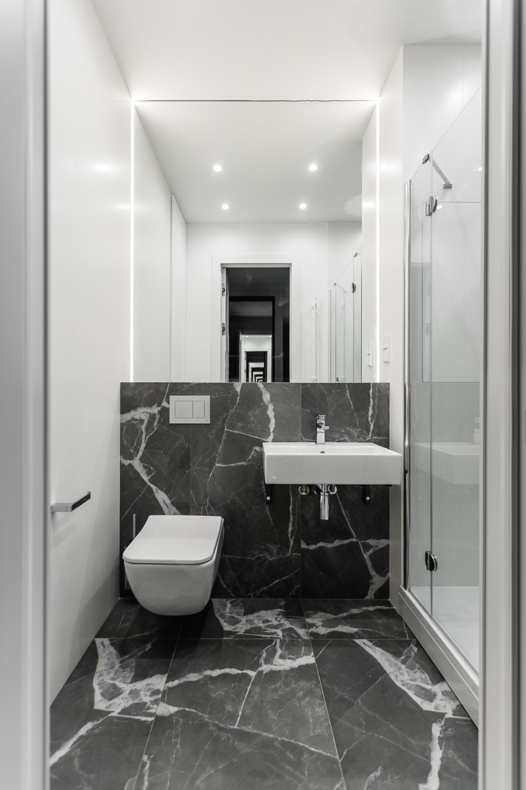 Реализация: Мичуринский, 26