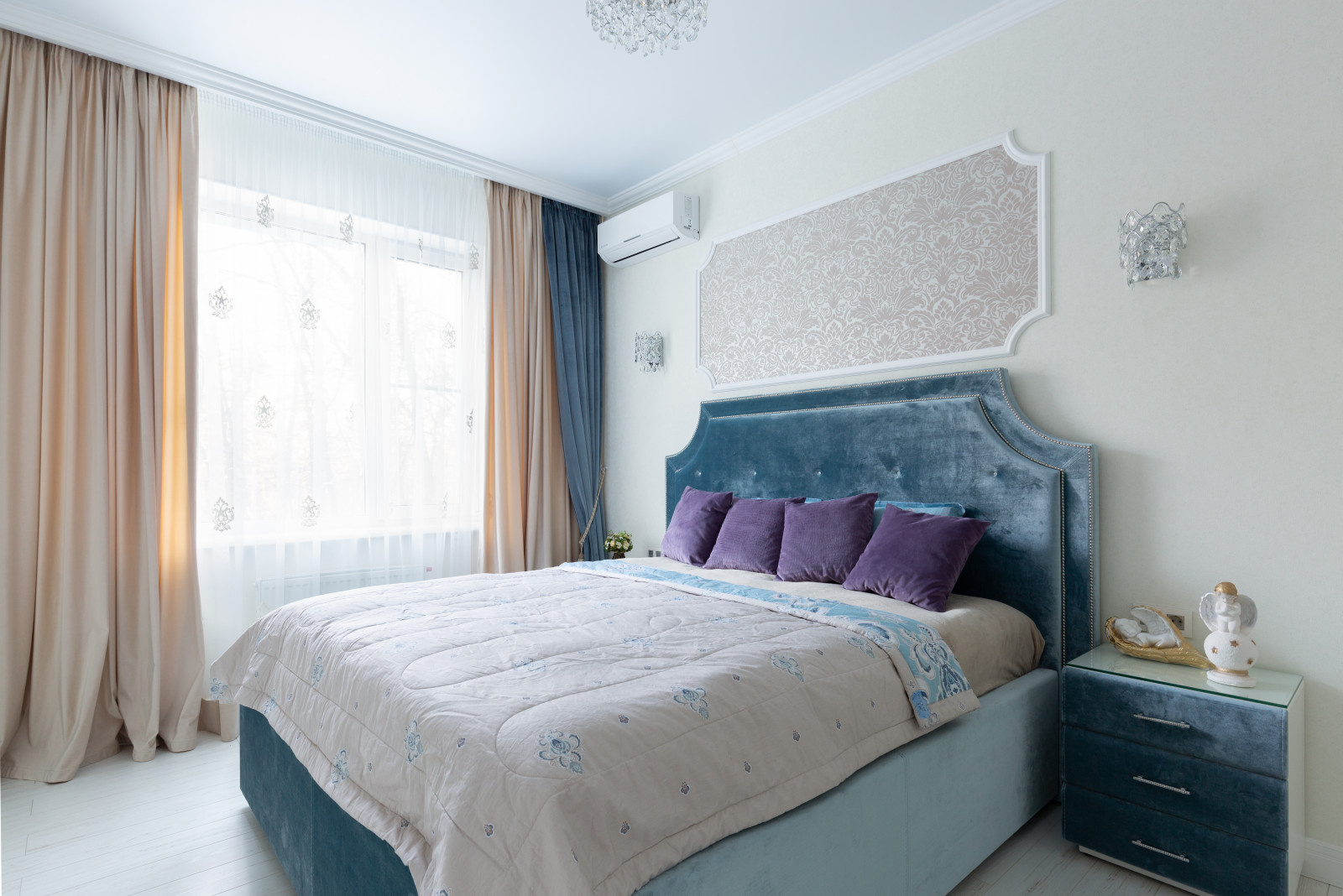 Бирюзовая спальня