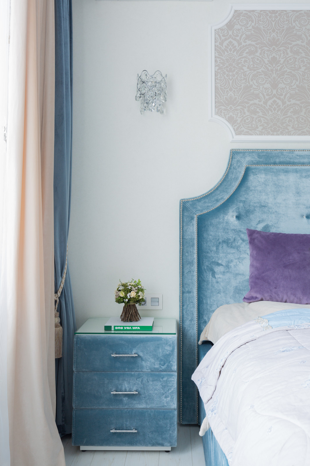 Бирюзовая спальня