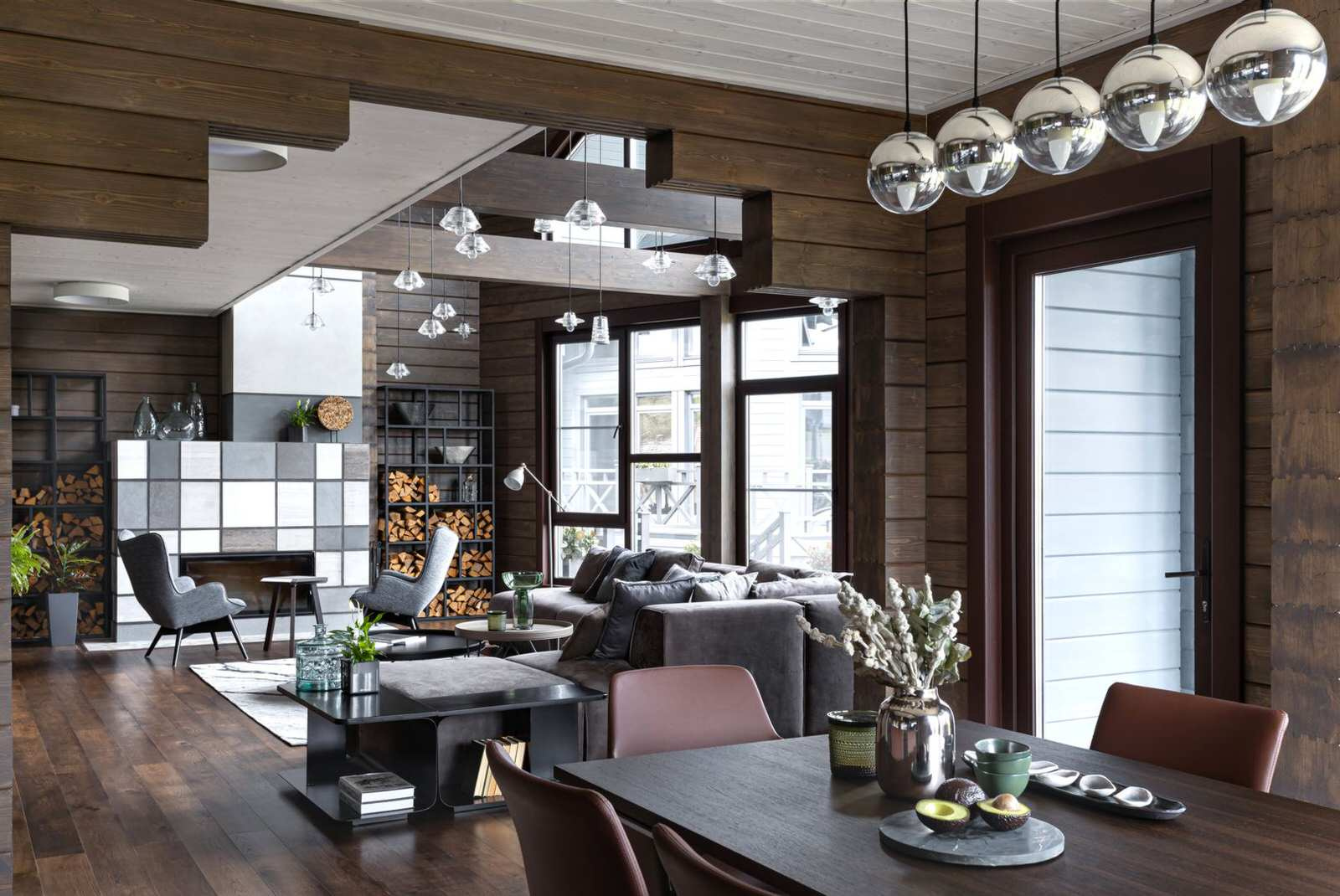 Темный лес: загородный дом в Подмосковье