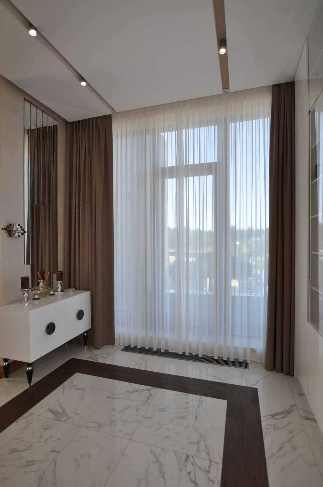 КП Променад Дом с электрикарнизами