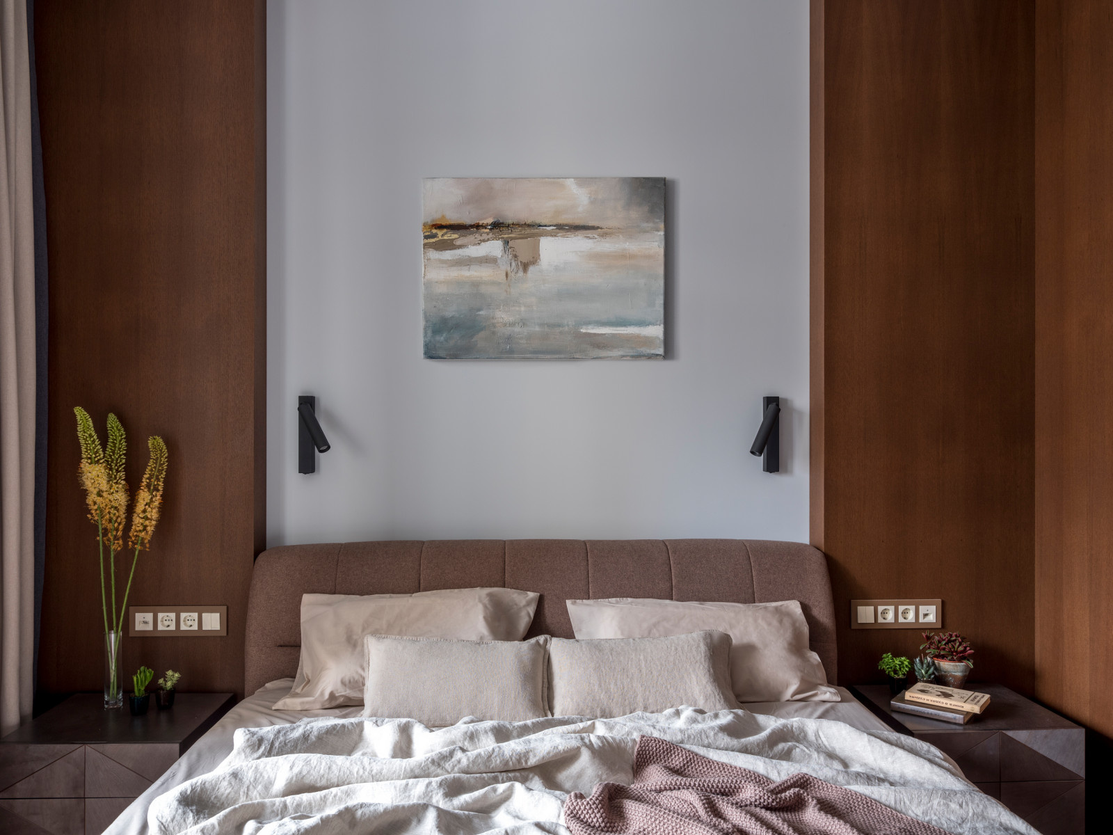 Вдали от глаз/ Out of sight