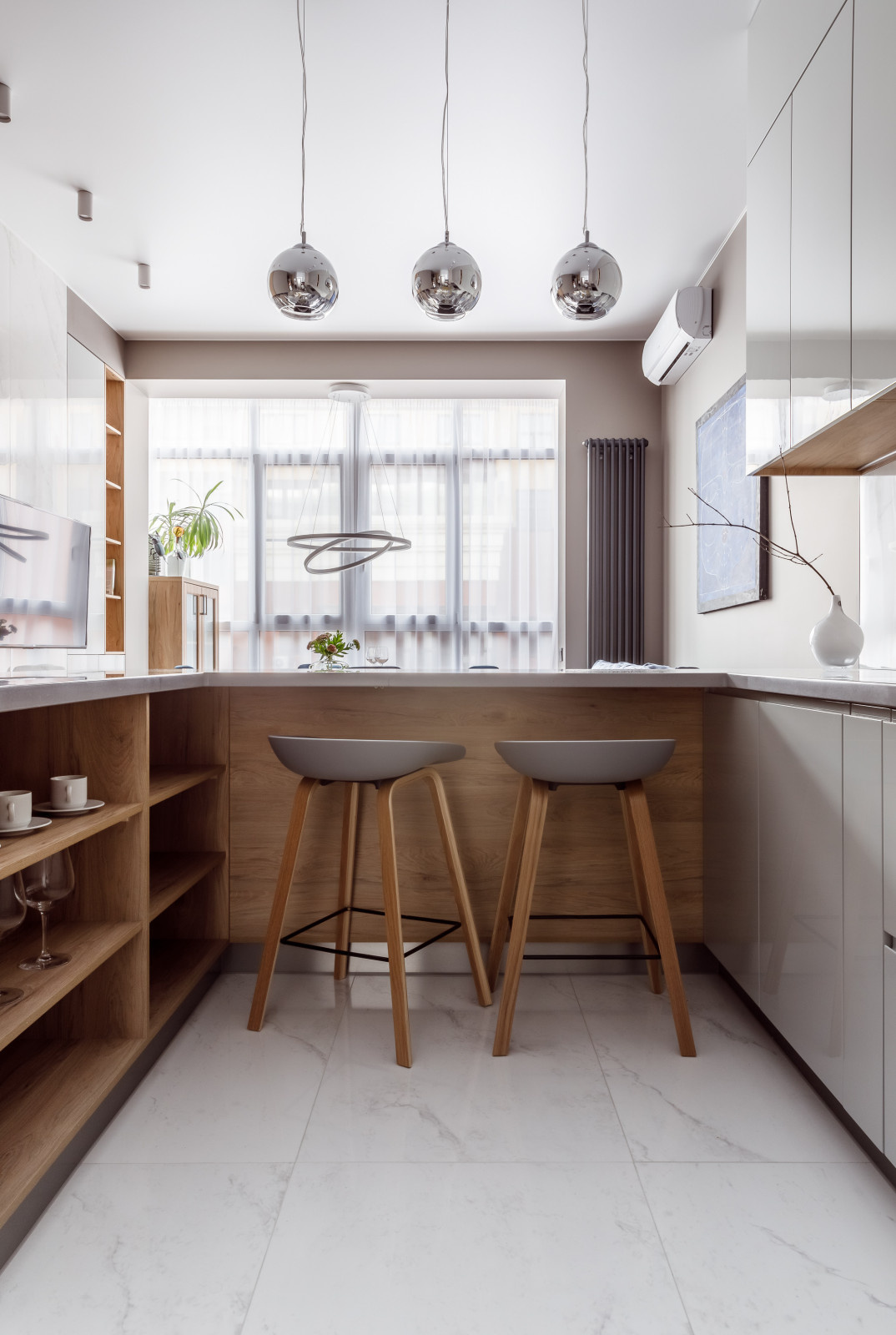 Светлая квартира с яркими акцентами 51 м²