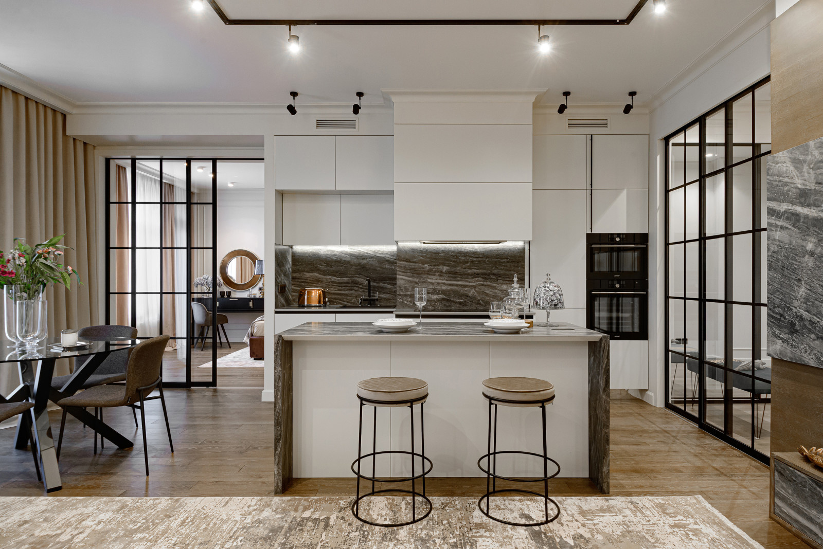 Элегантная двухкомнатная квартира 80м.кв