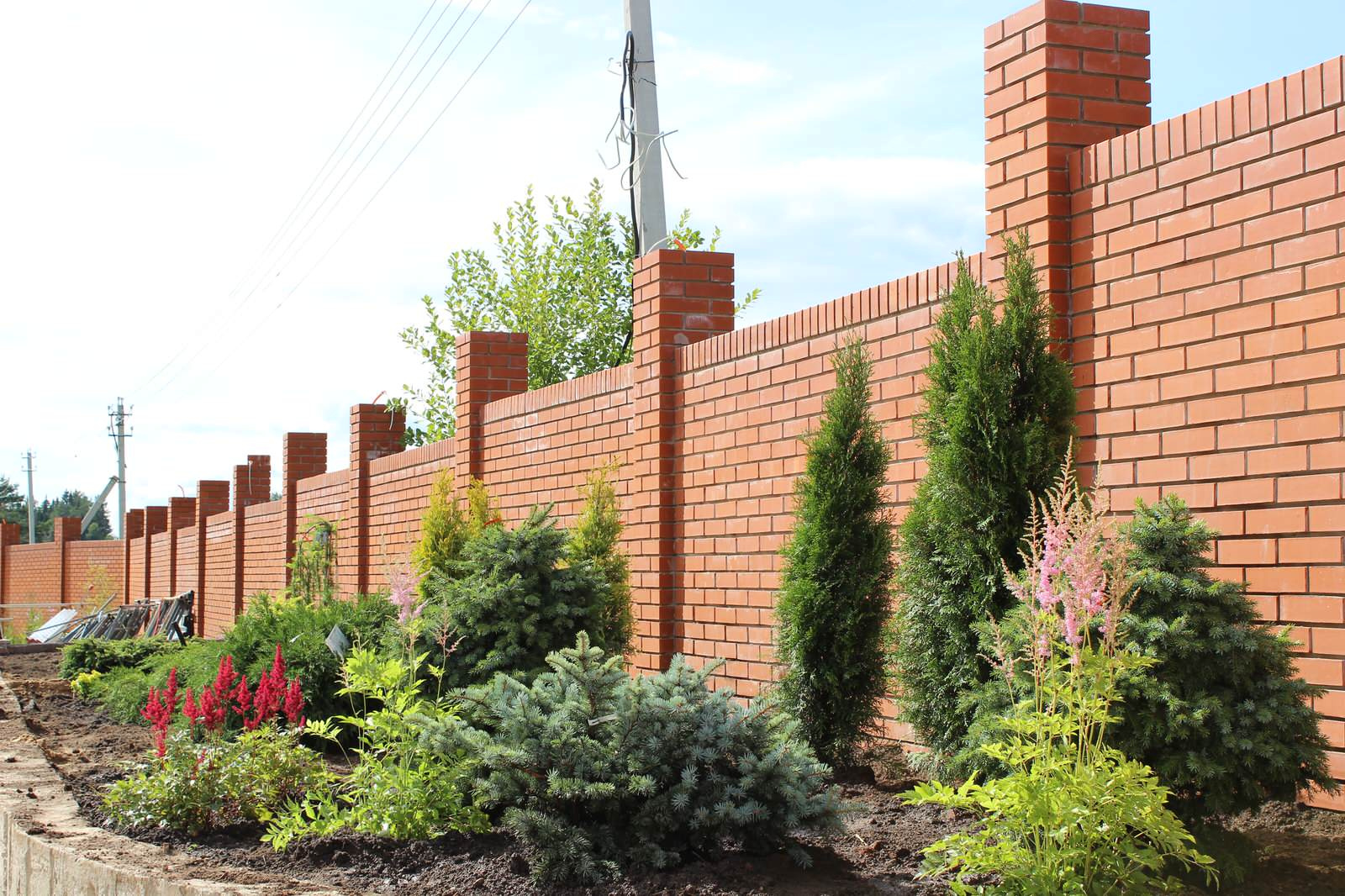 Ландшафтный дизайн участка в д. Зеленый камень (Ижевск)