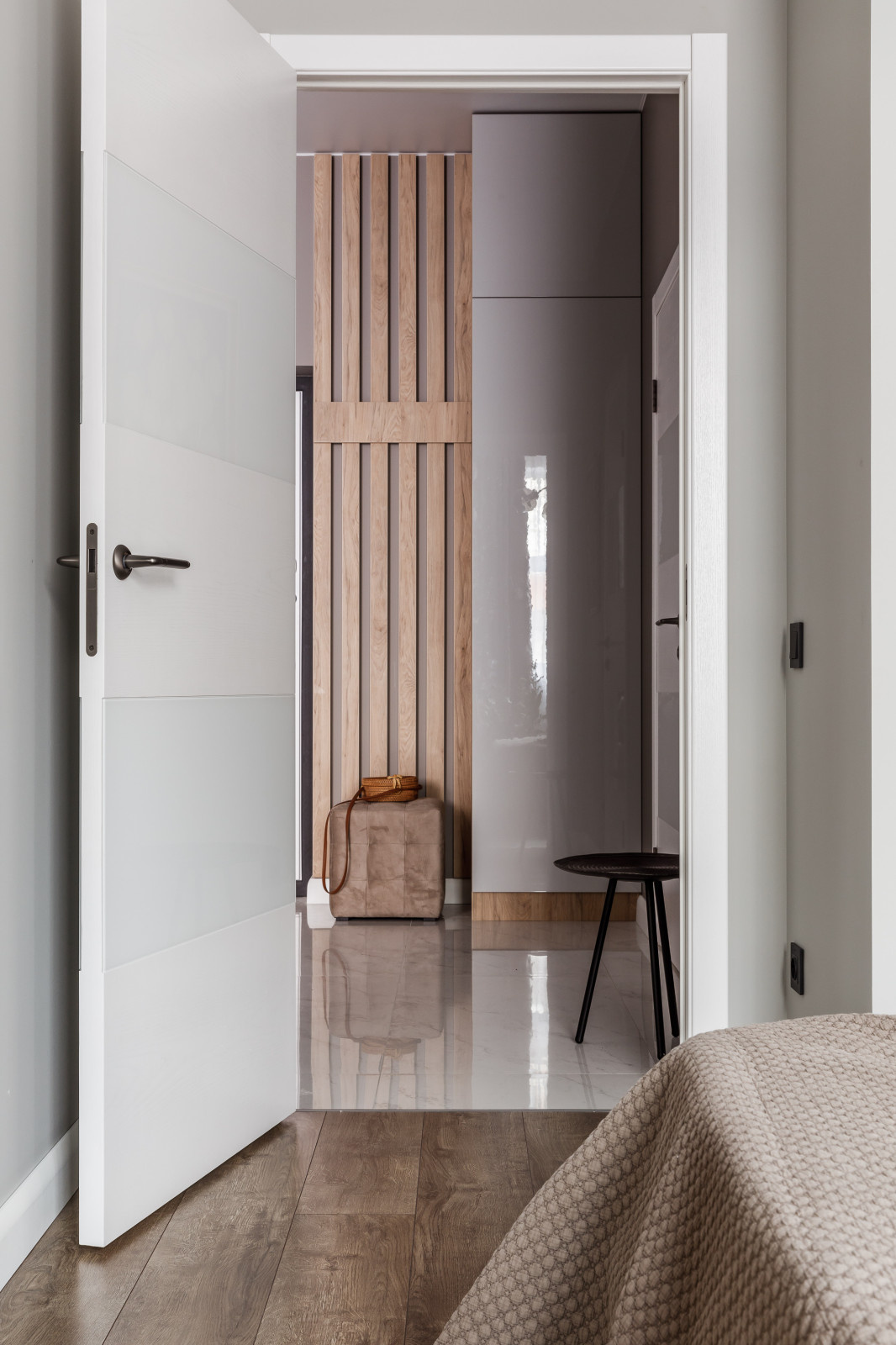 Светлая квартира с яркими акцентами 51 м²